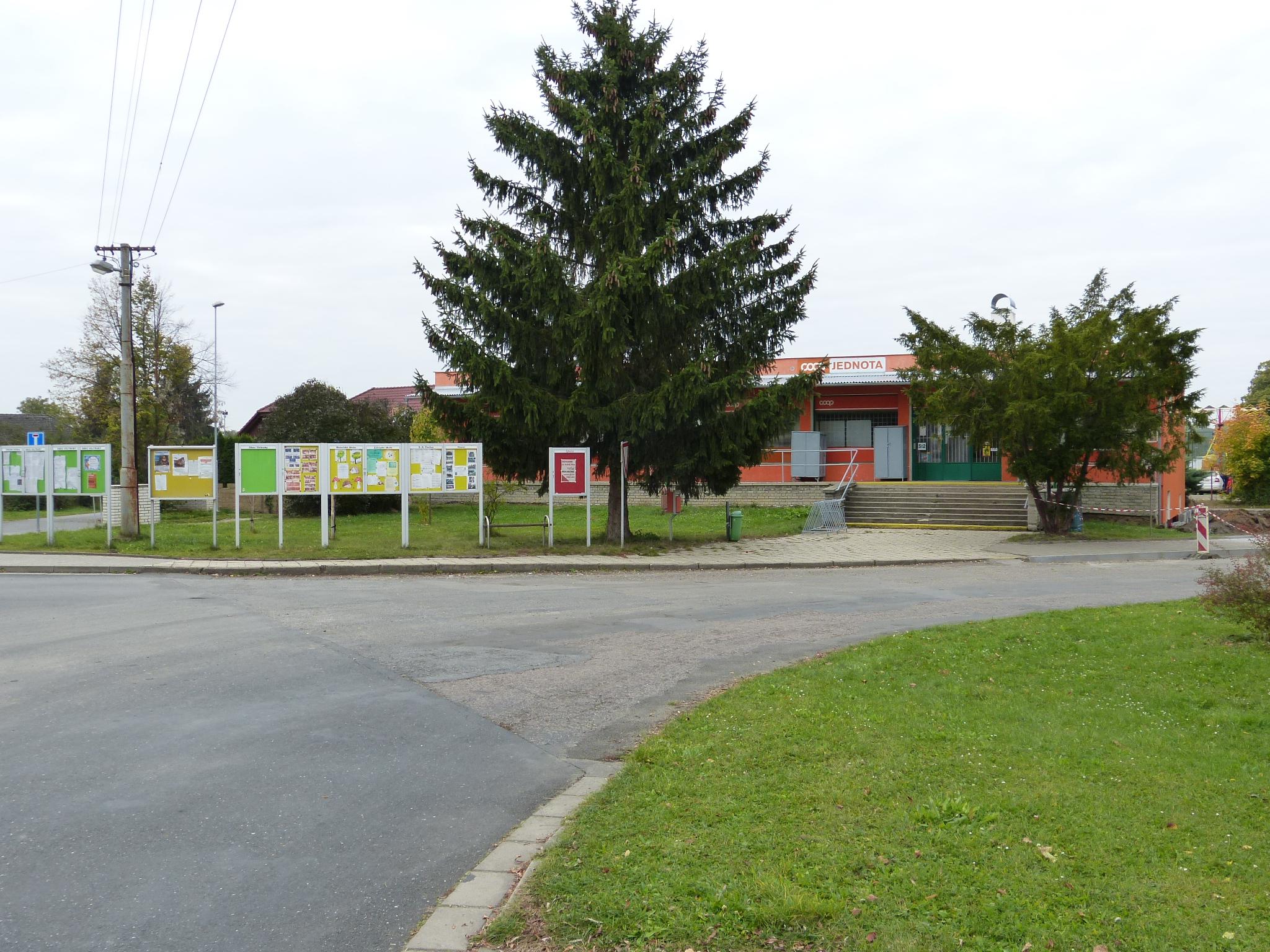 JEDNOTA, spotřební družstvo v Nymburce - COOP foto 2