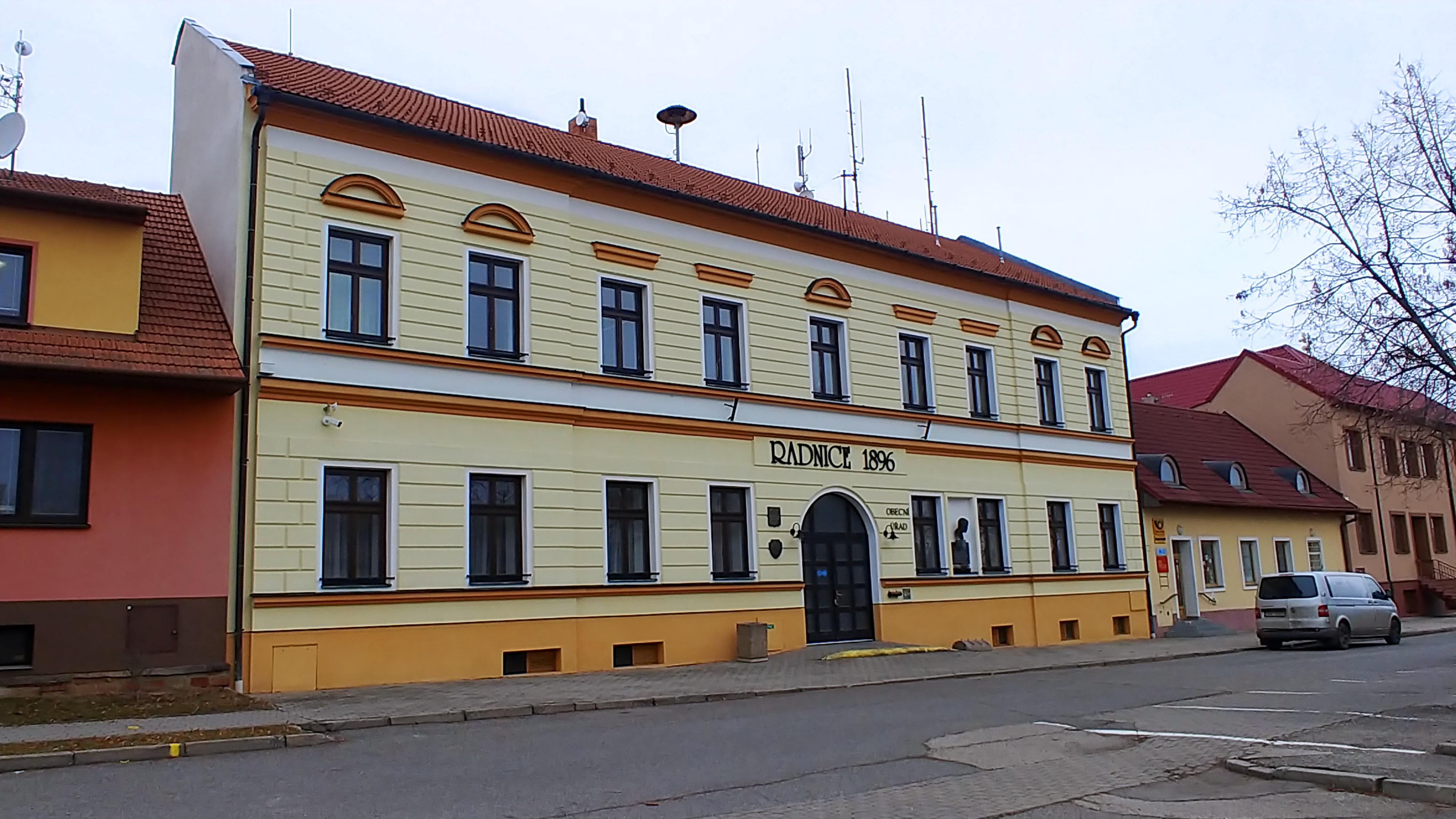 Mutěnice - obecní úřad foto 3
