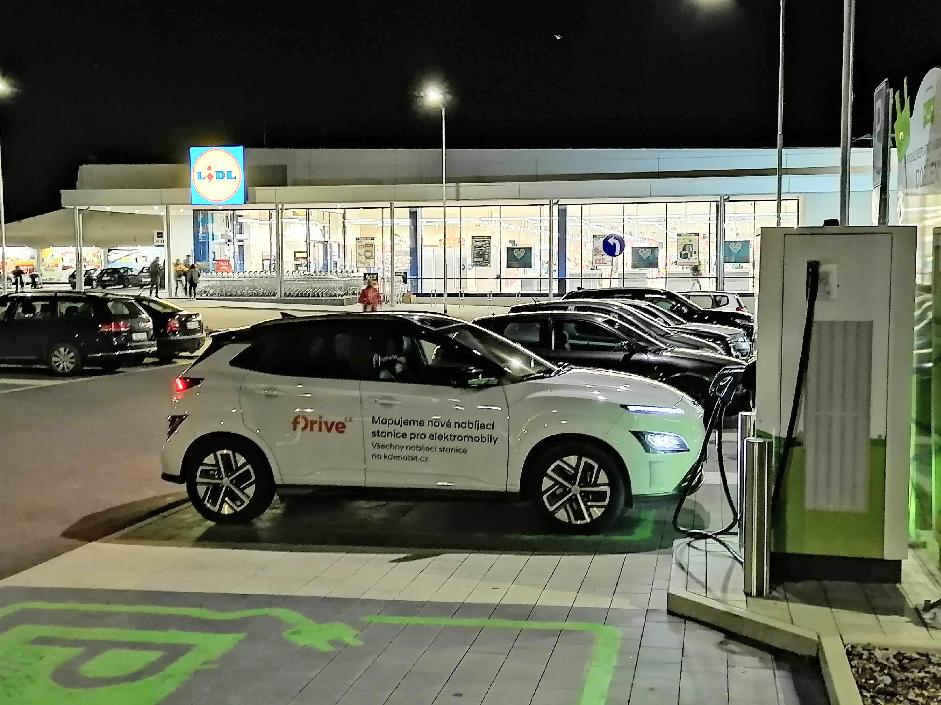 Nabíjecí stanice Lidl foto 2
