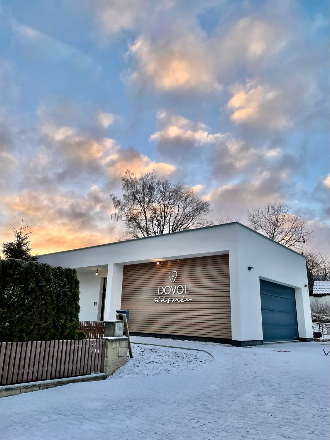 MDDr. Josef Dovol - Zubní ordinace foto 2