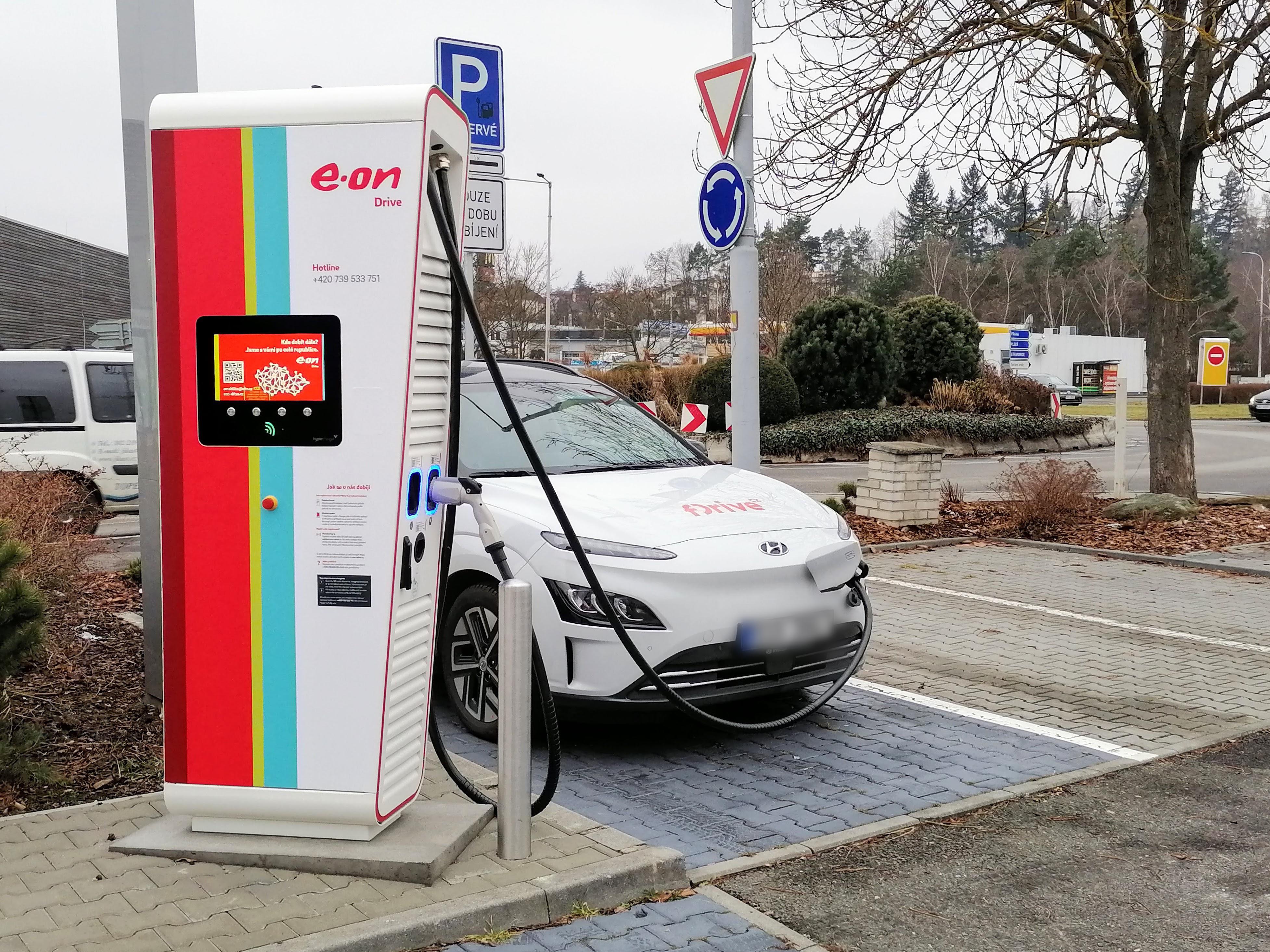 Dobíjecí stanice E.ON Drive foto 1