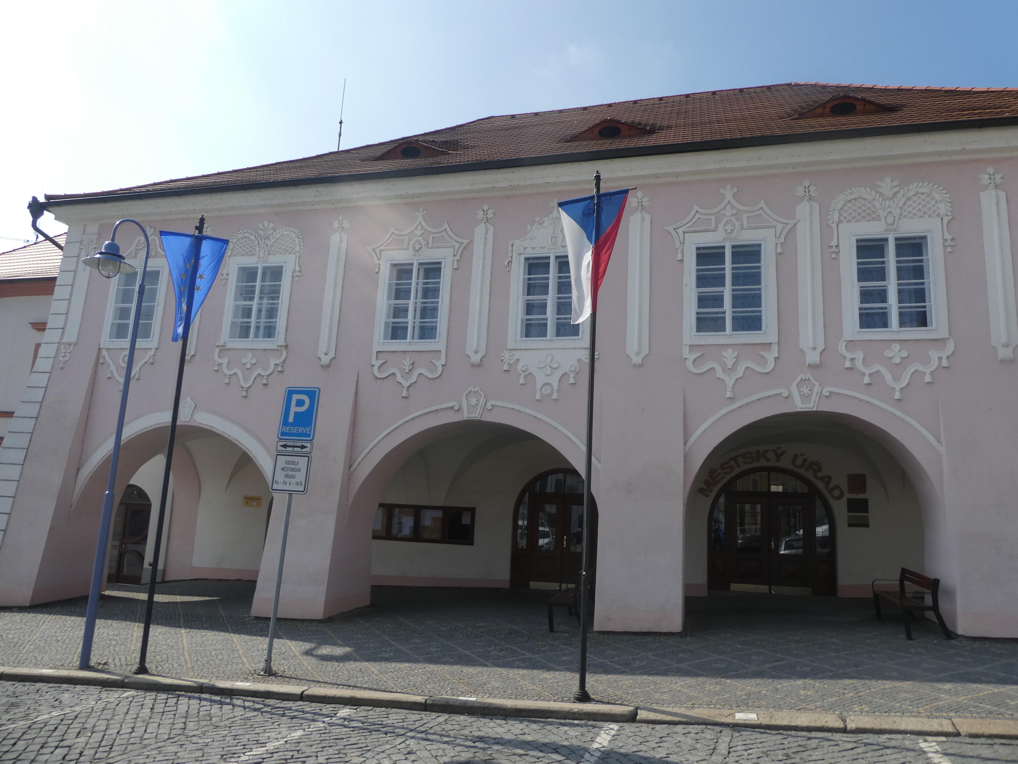 Týn nad Vltavou - městský úřad foto 2