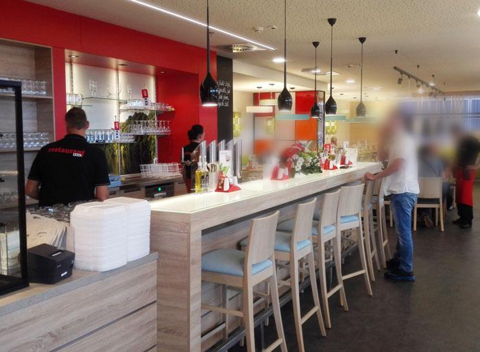 XXXLutz restaurace foto 2