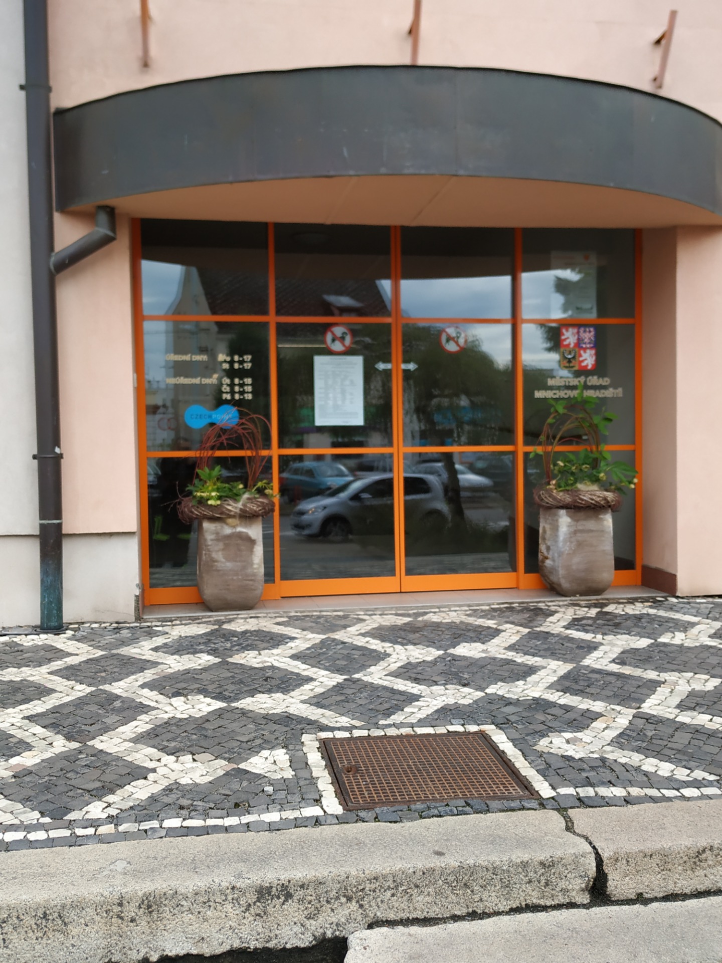 Automatické dveře Ptáček foto 4