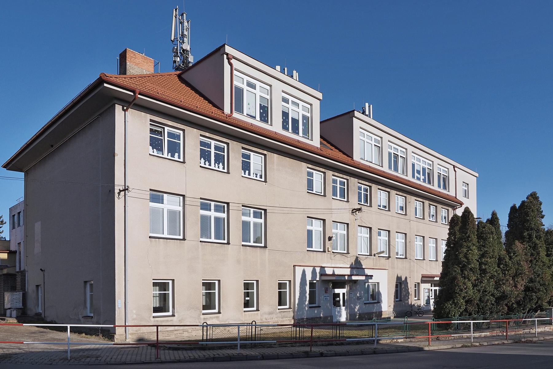 ZUŠ  Velké Přílepy, Pražská