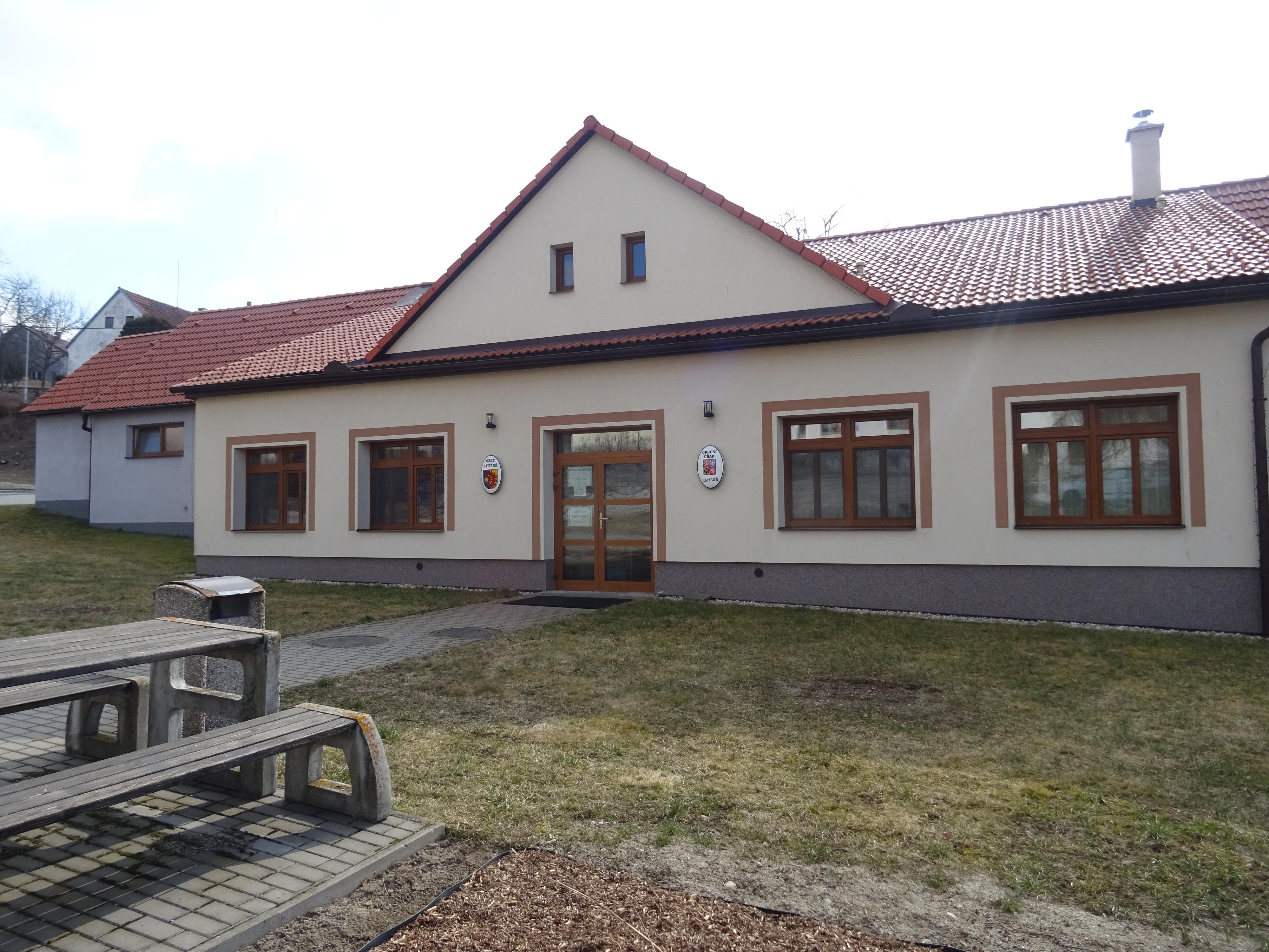 Ratiboř - obecní úřad