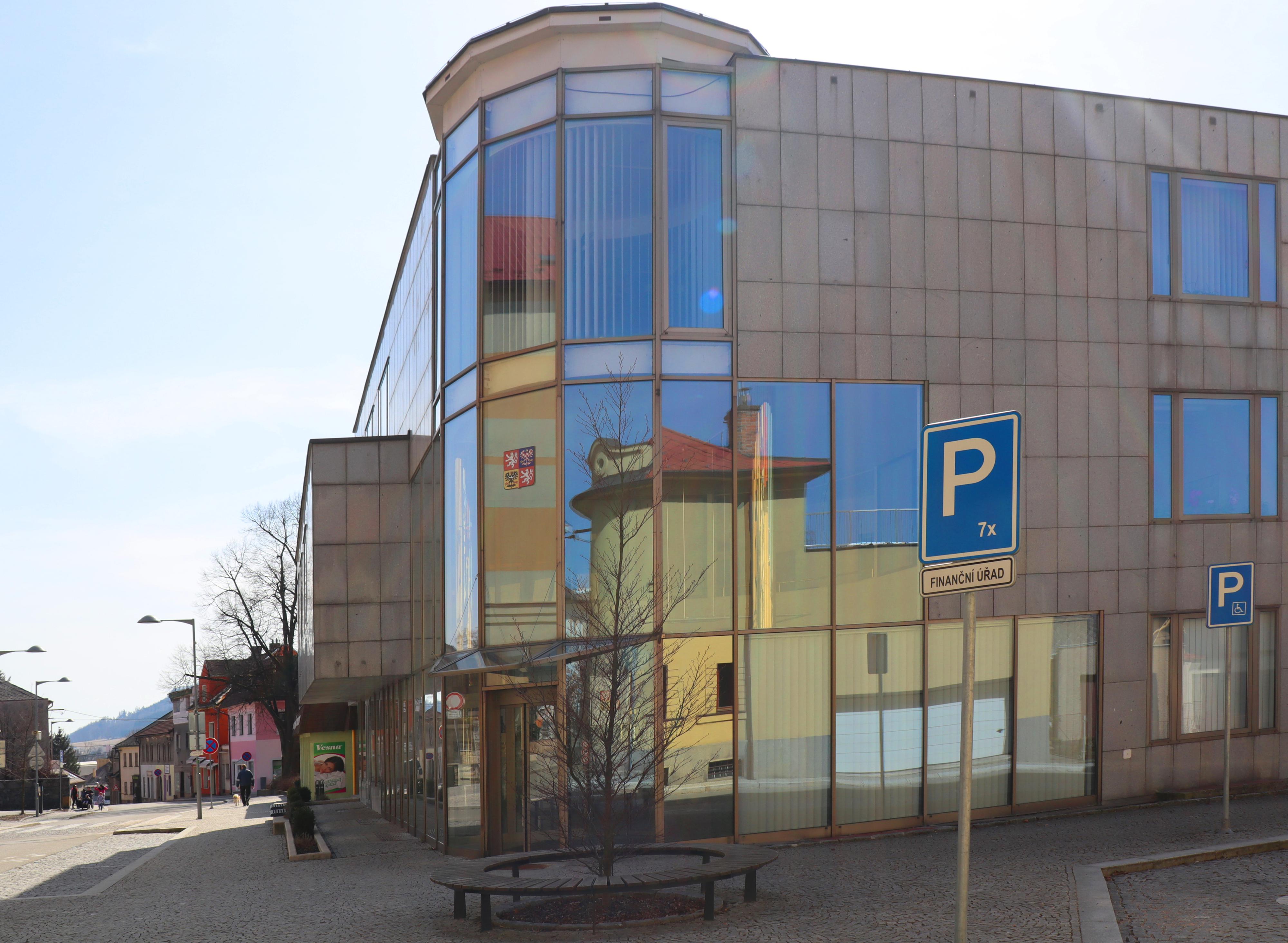 Finanční úřad pro Pardubický kraj - Územní pracoviště v Ústí nad Orlicí foto 3