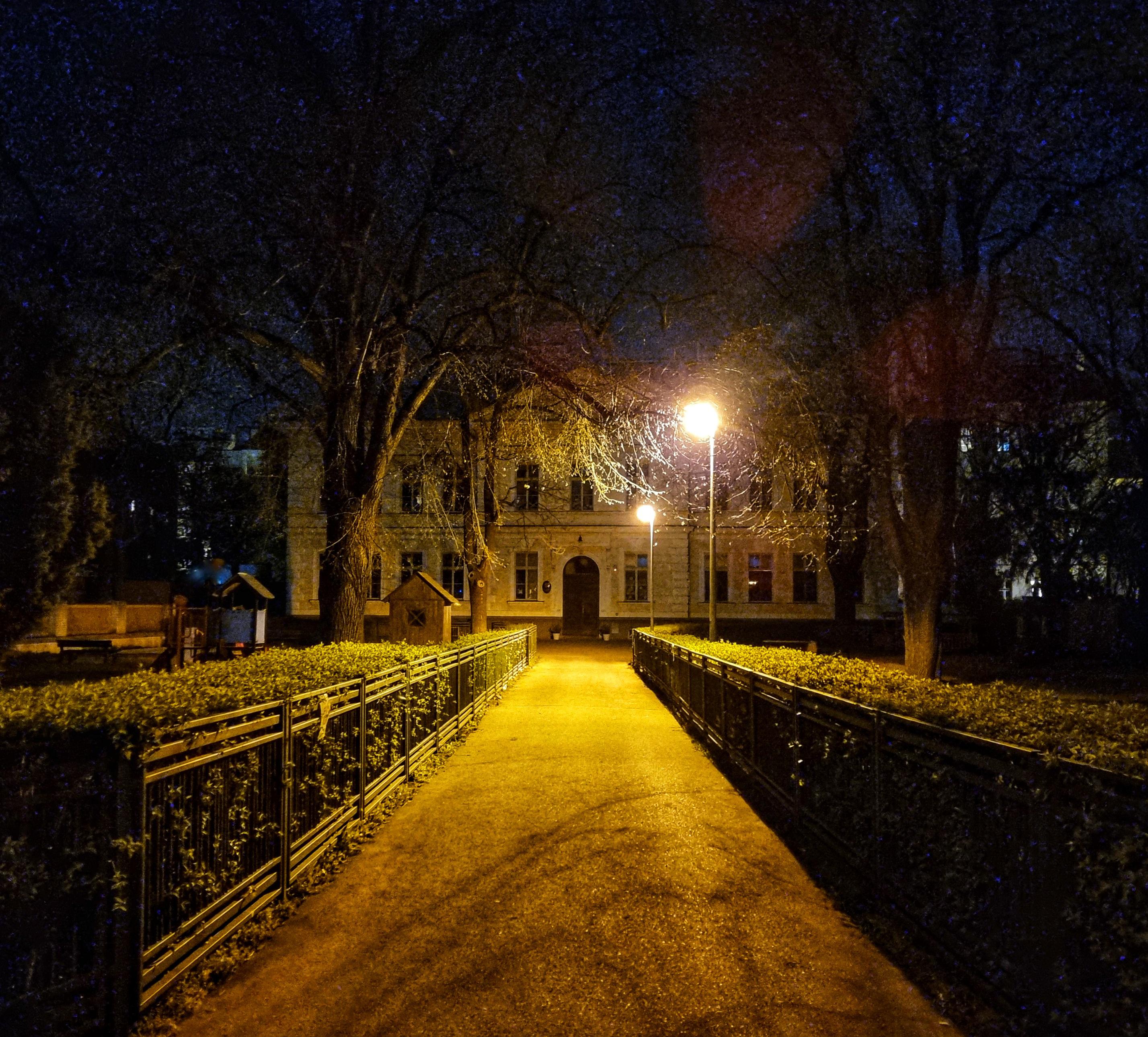 ZŠ a MŠ Tusarova, Praha 7 foto 2