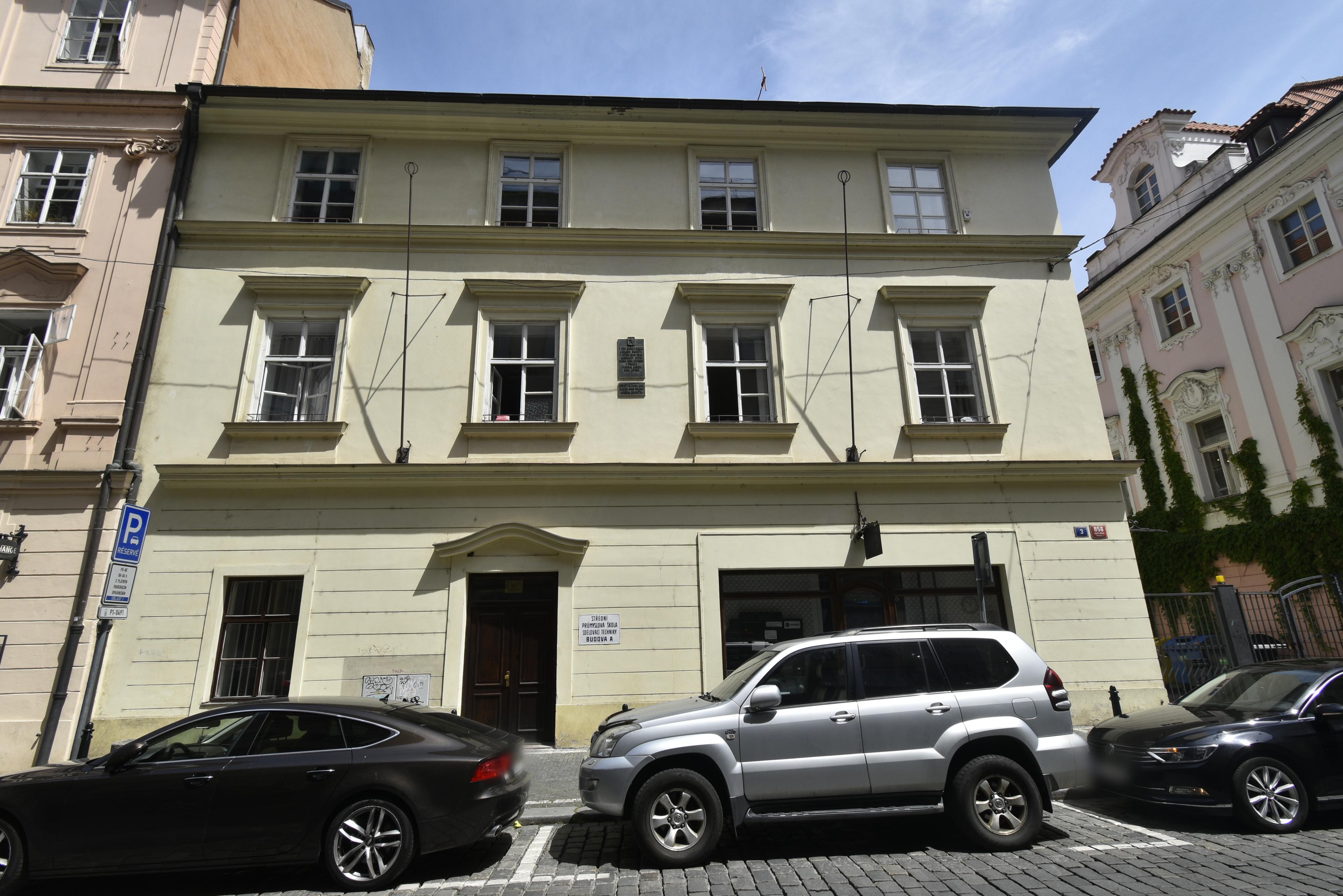 Střední průmyslová škola sdělovací techniky Praha 1 foto 2