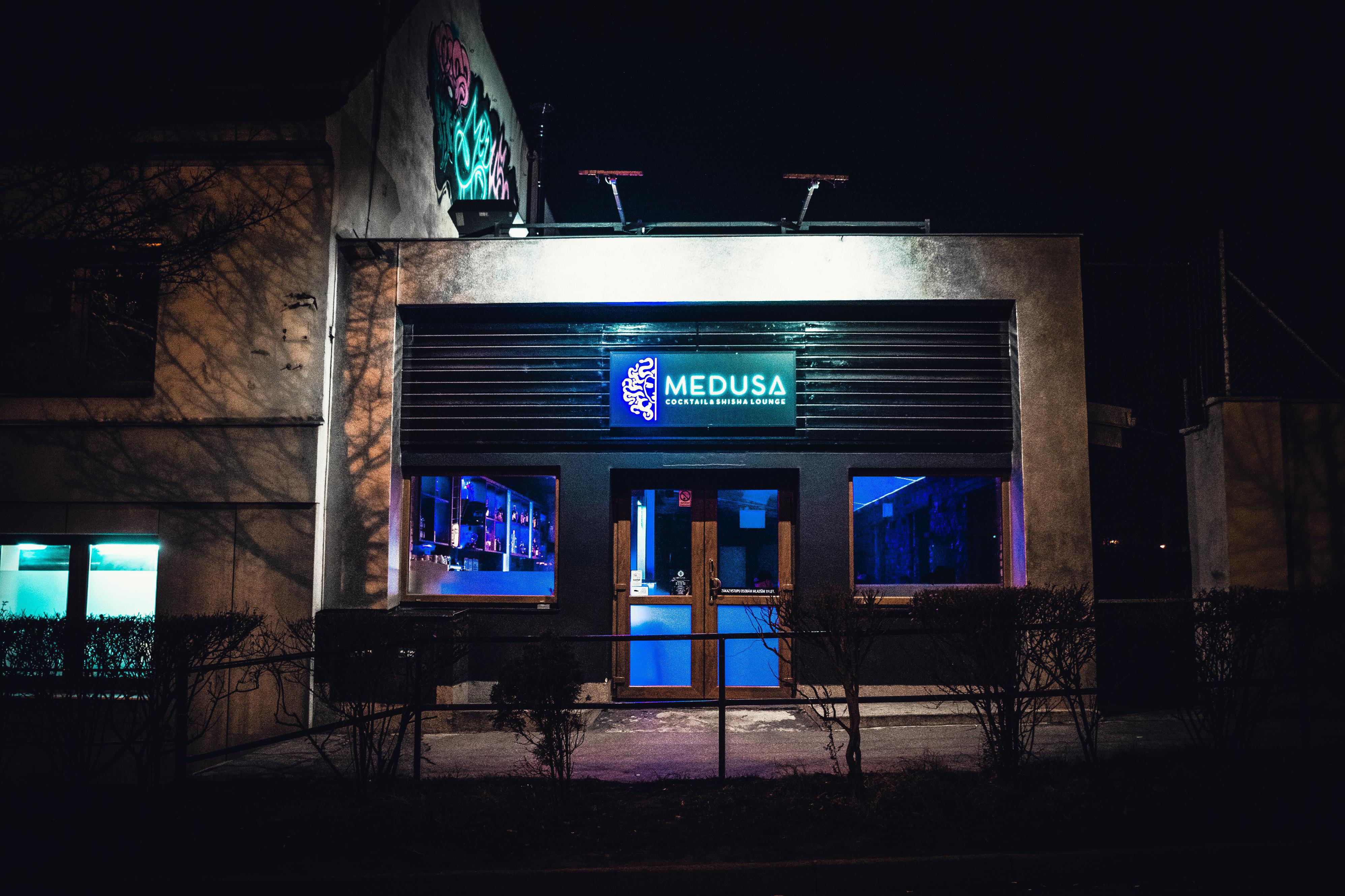 Medusa Cocktail & Shisha Lounge