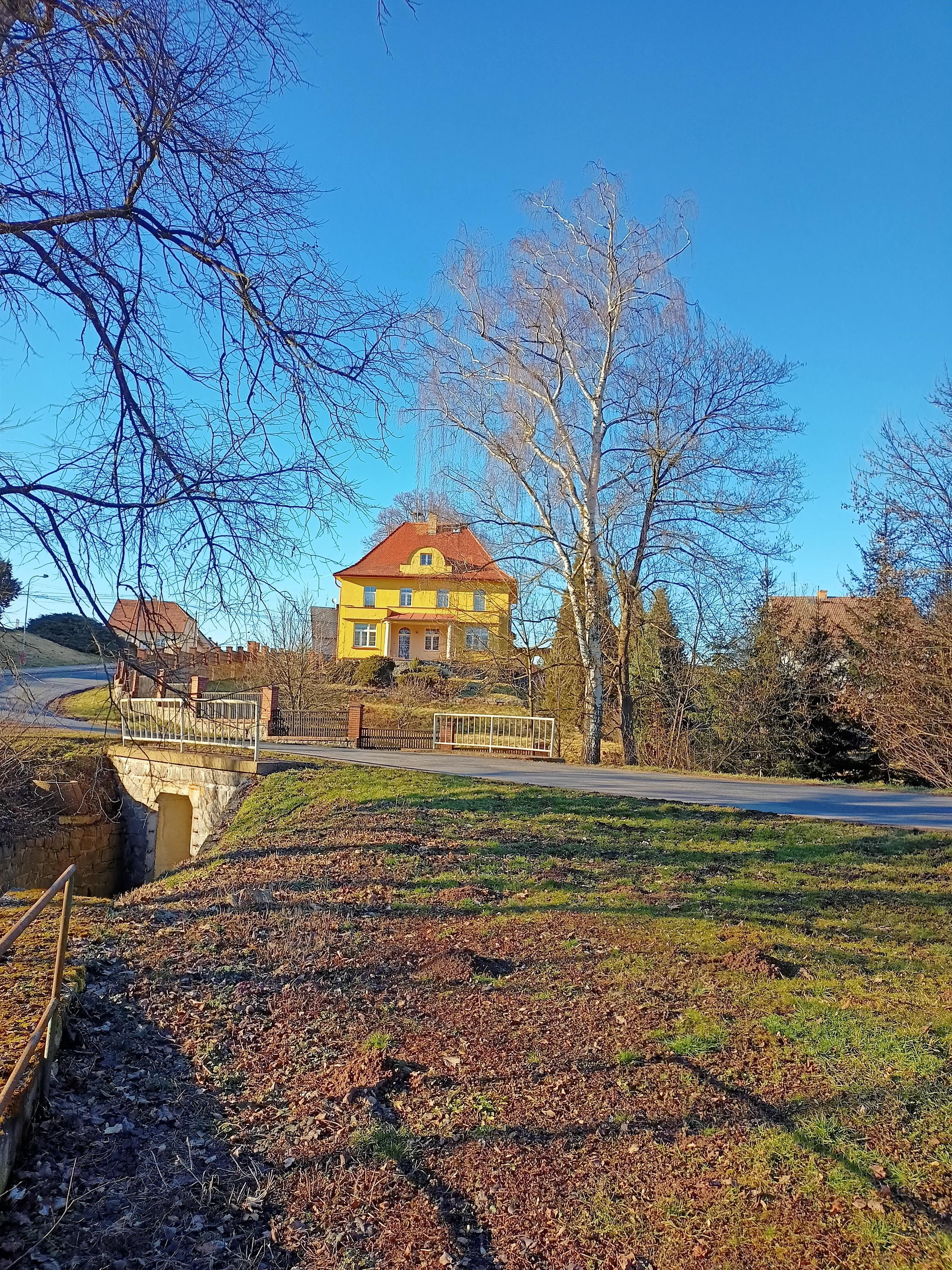 Petrohrad - obecní úřad foto 3