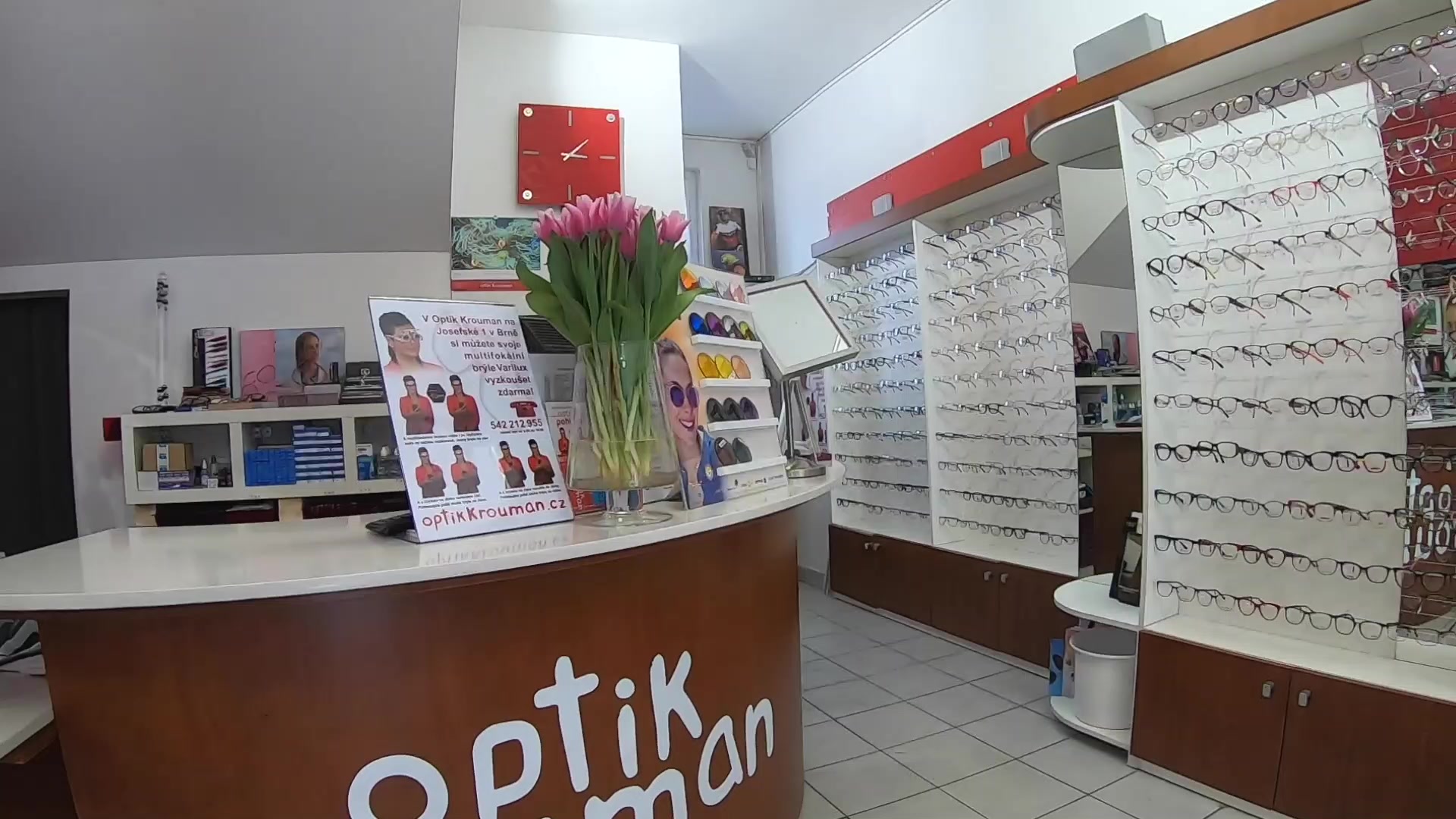 OPTIK KROUMAN foto 2 (náhled videa)