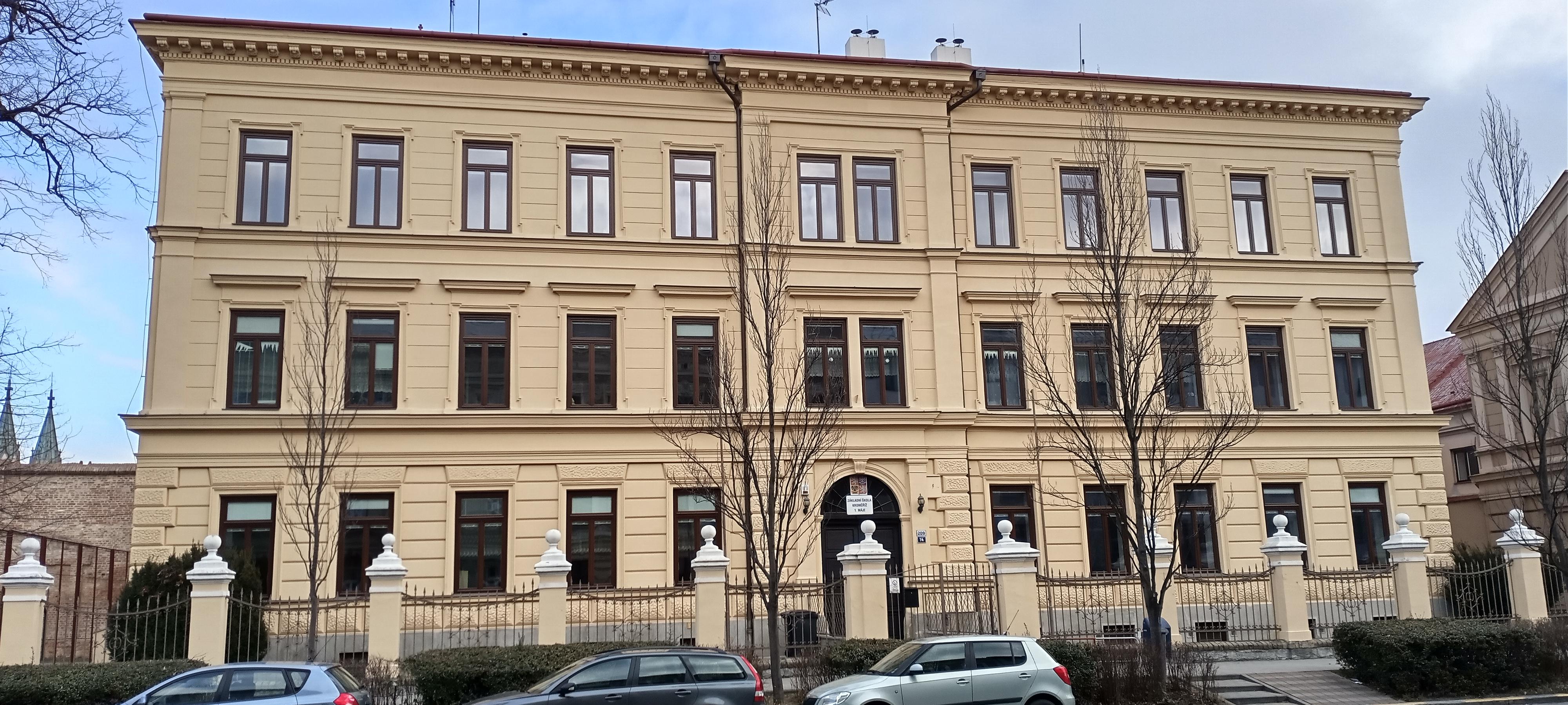 Základní škola Kroměříž, 1. máje foto 2