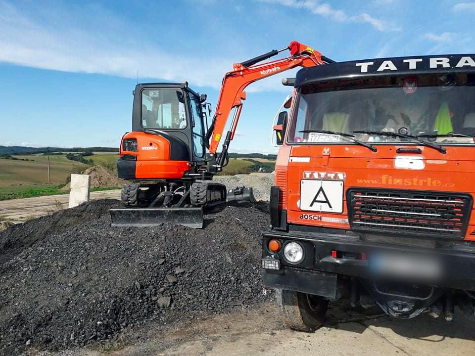 Autodoprava a zemní práce Josef Finstrle foto 4
