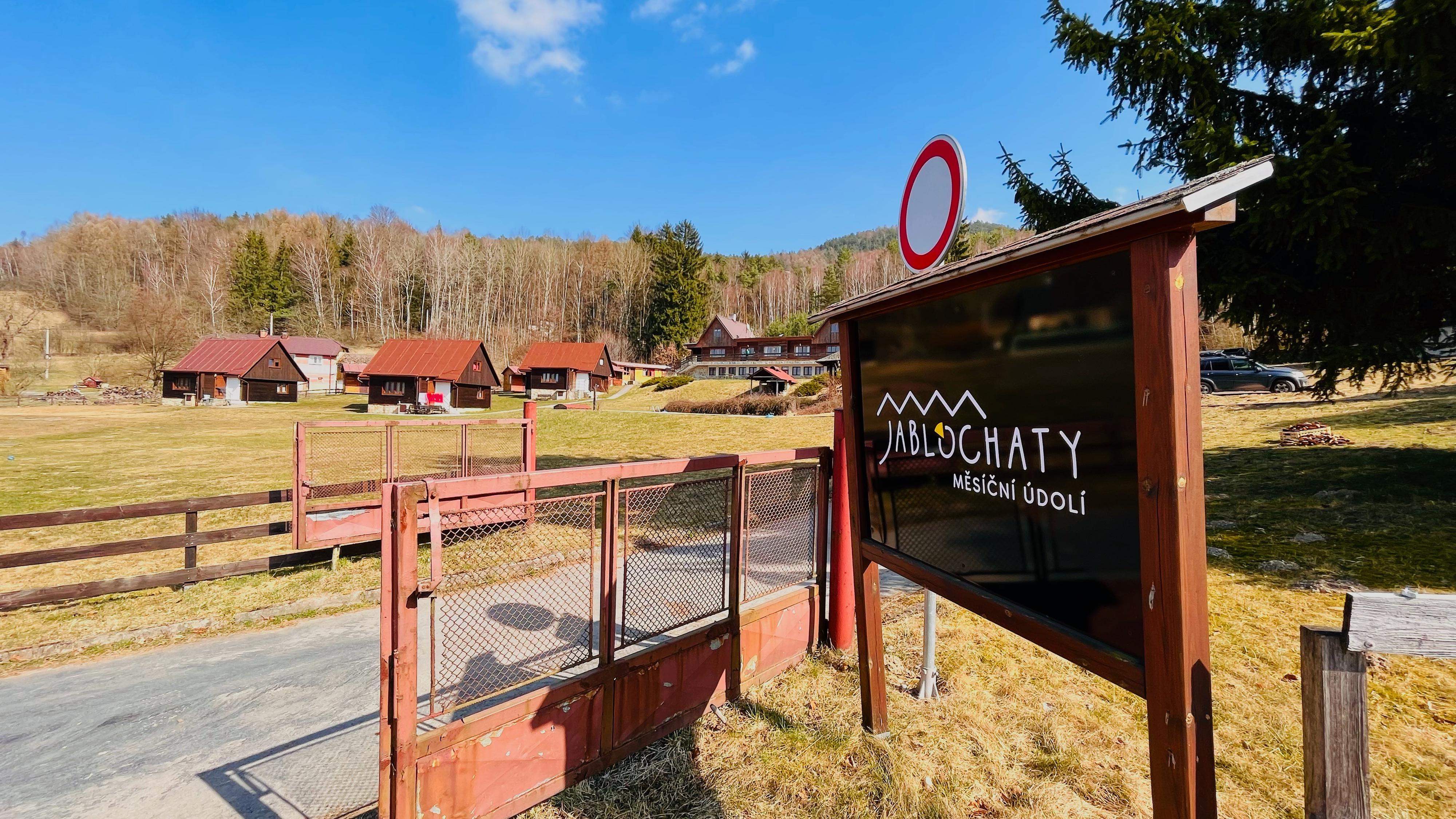 Jablochaty - Měsíční údolí foto 2