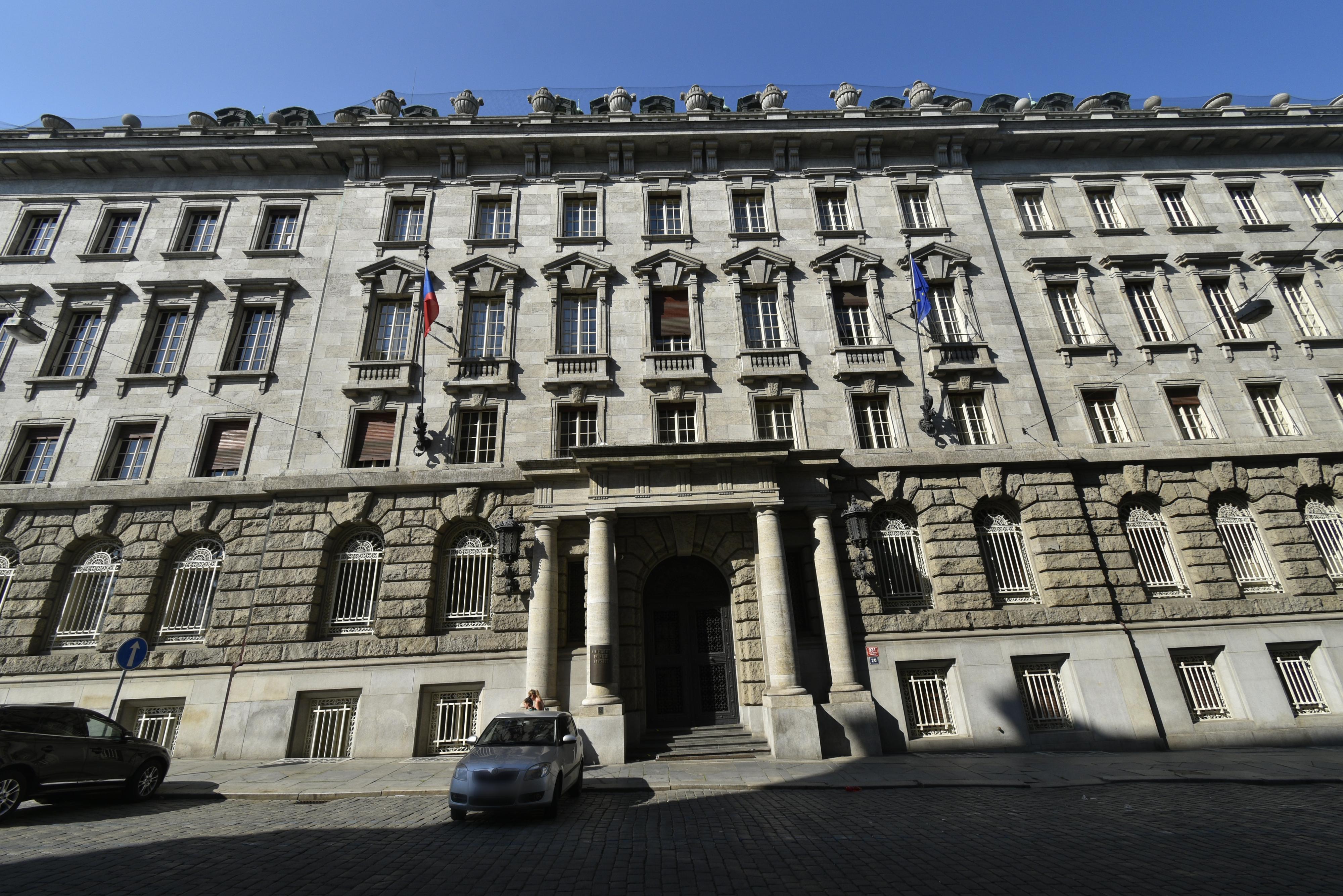 Ministerstvo průmyslu a obchodu foto 3