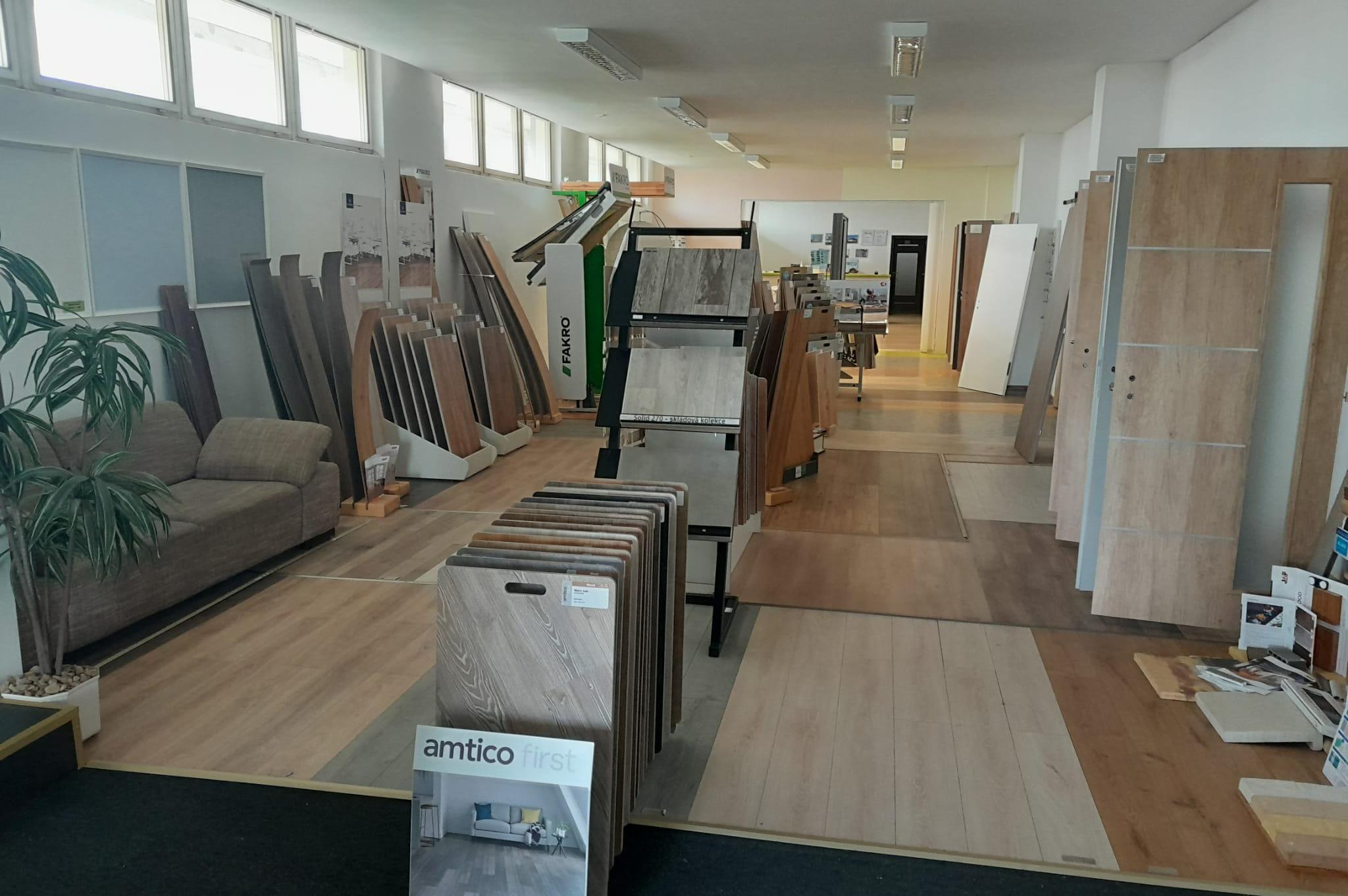 JSP GROUP - Míchací centrum barev a  prodejna dveří a podlah foto 1