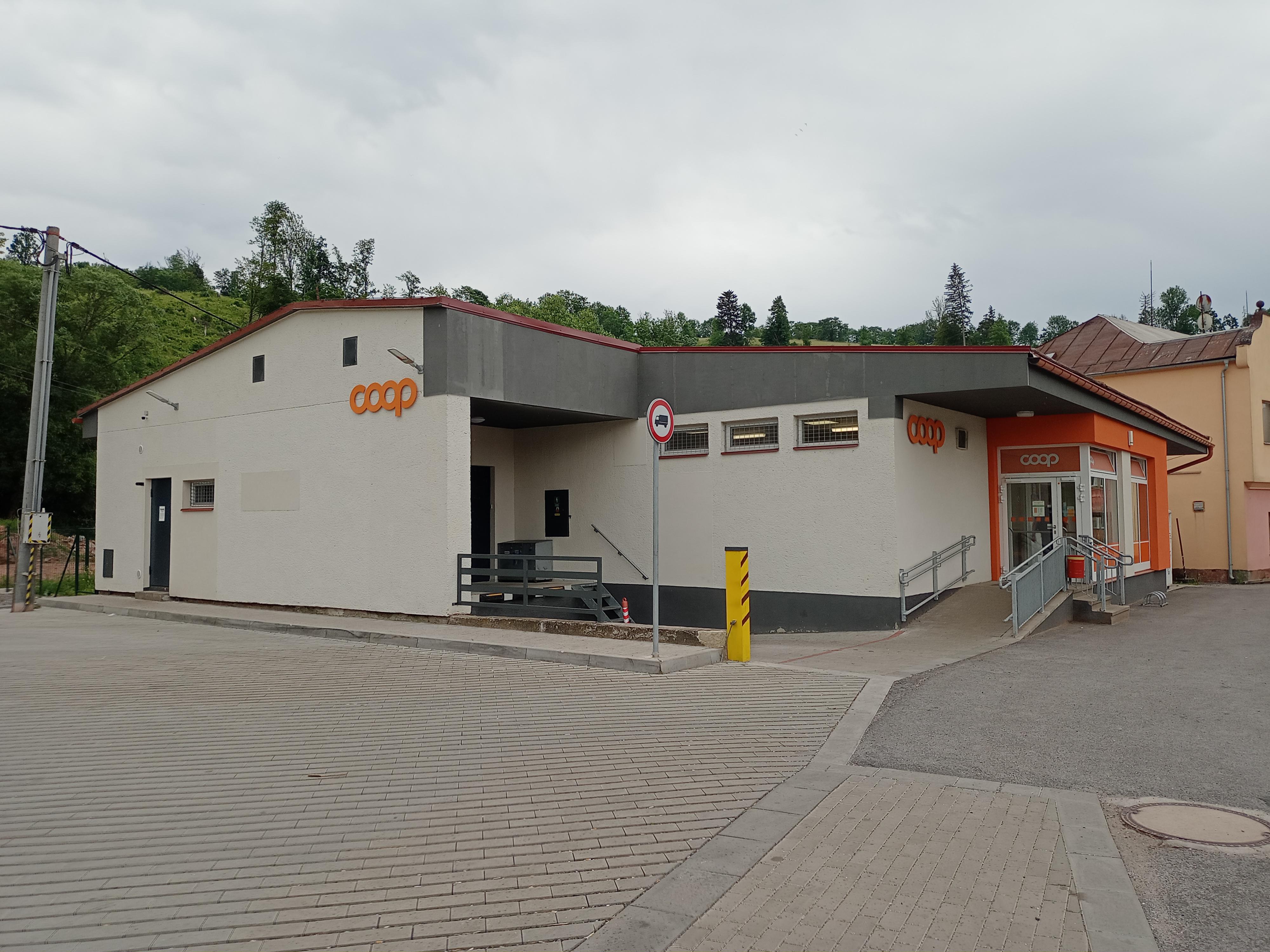 COOP Dvůr Králové n. L., družstvo