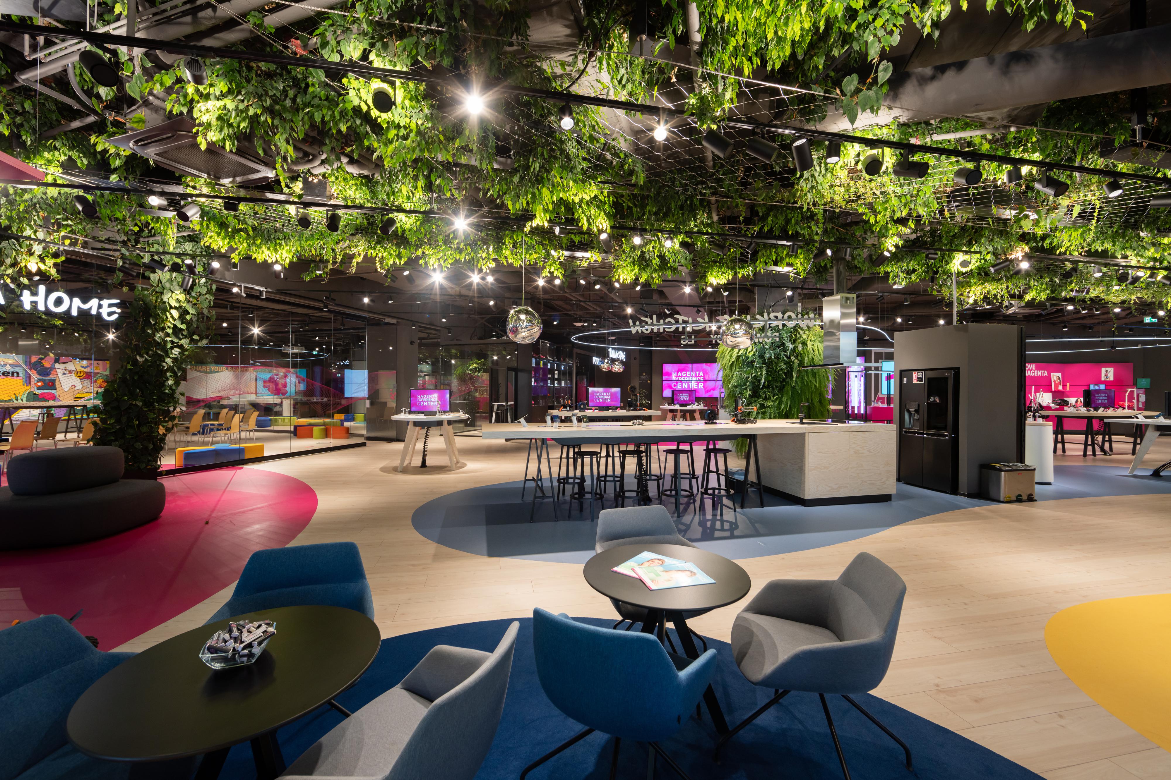 Magenta Experience Center