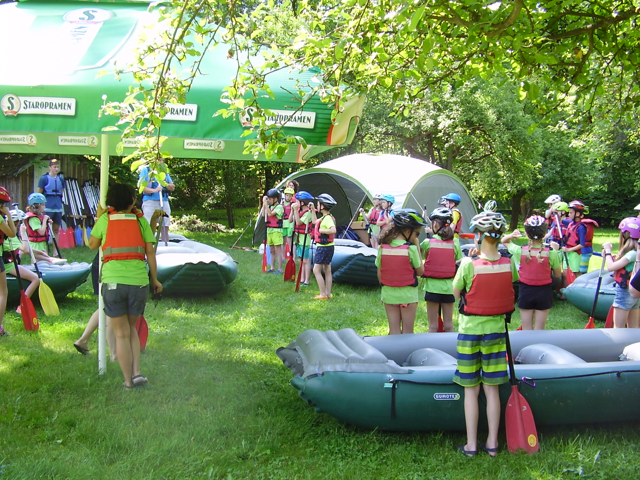 Půjčení raftů v obci Líšný