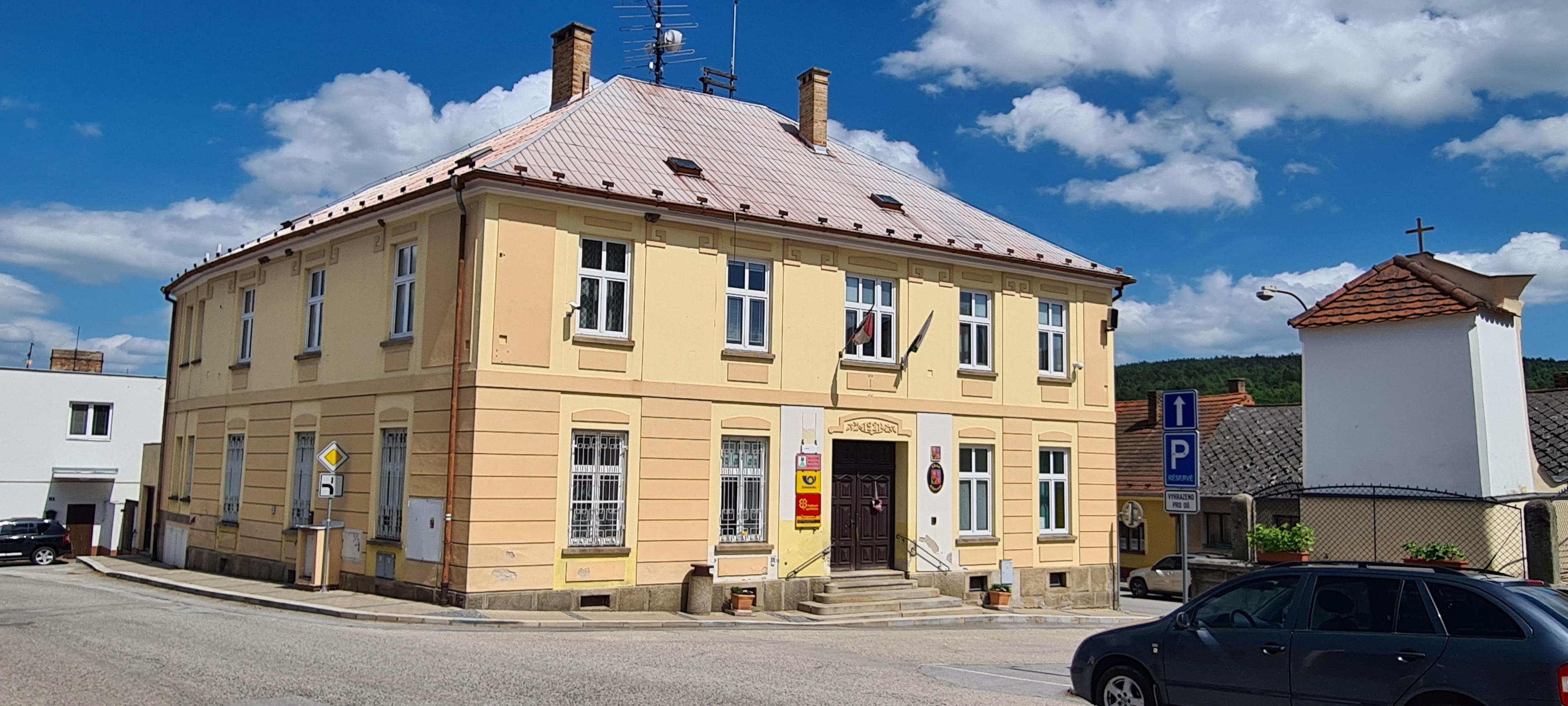 Besednice - úřad městyse foto 3