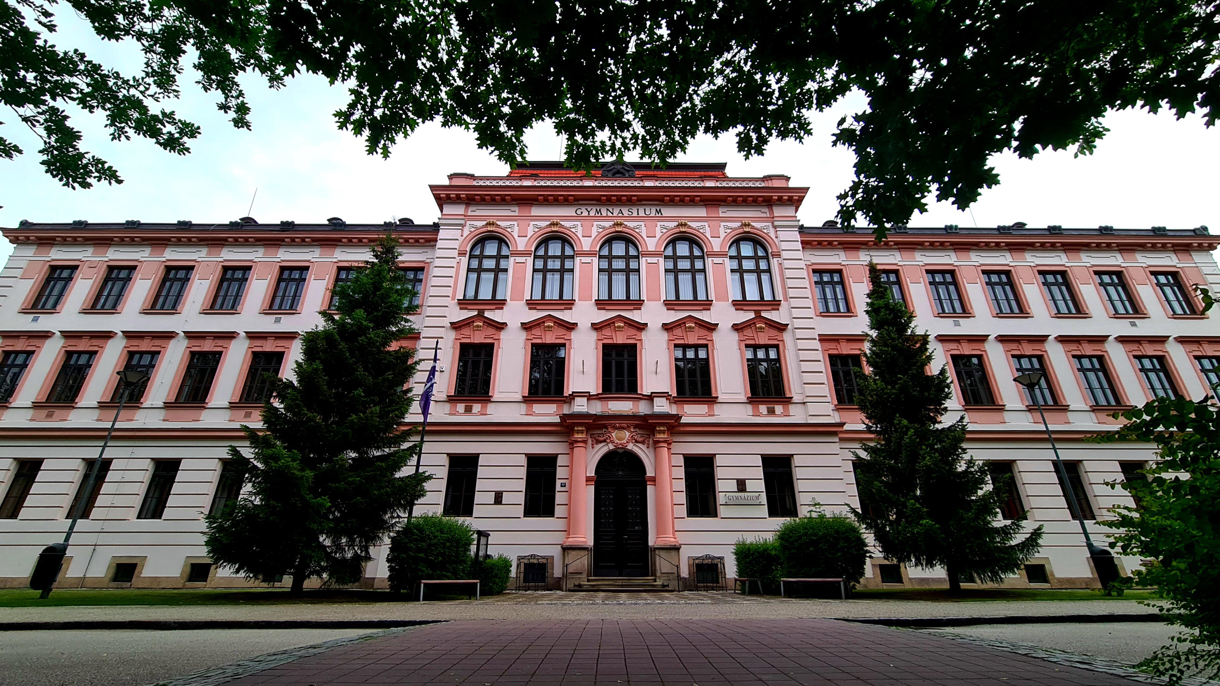 Gymnázium Třeboň, Na Sadech foto 3