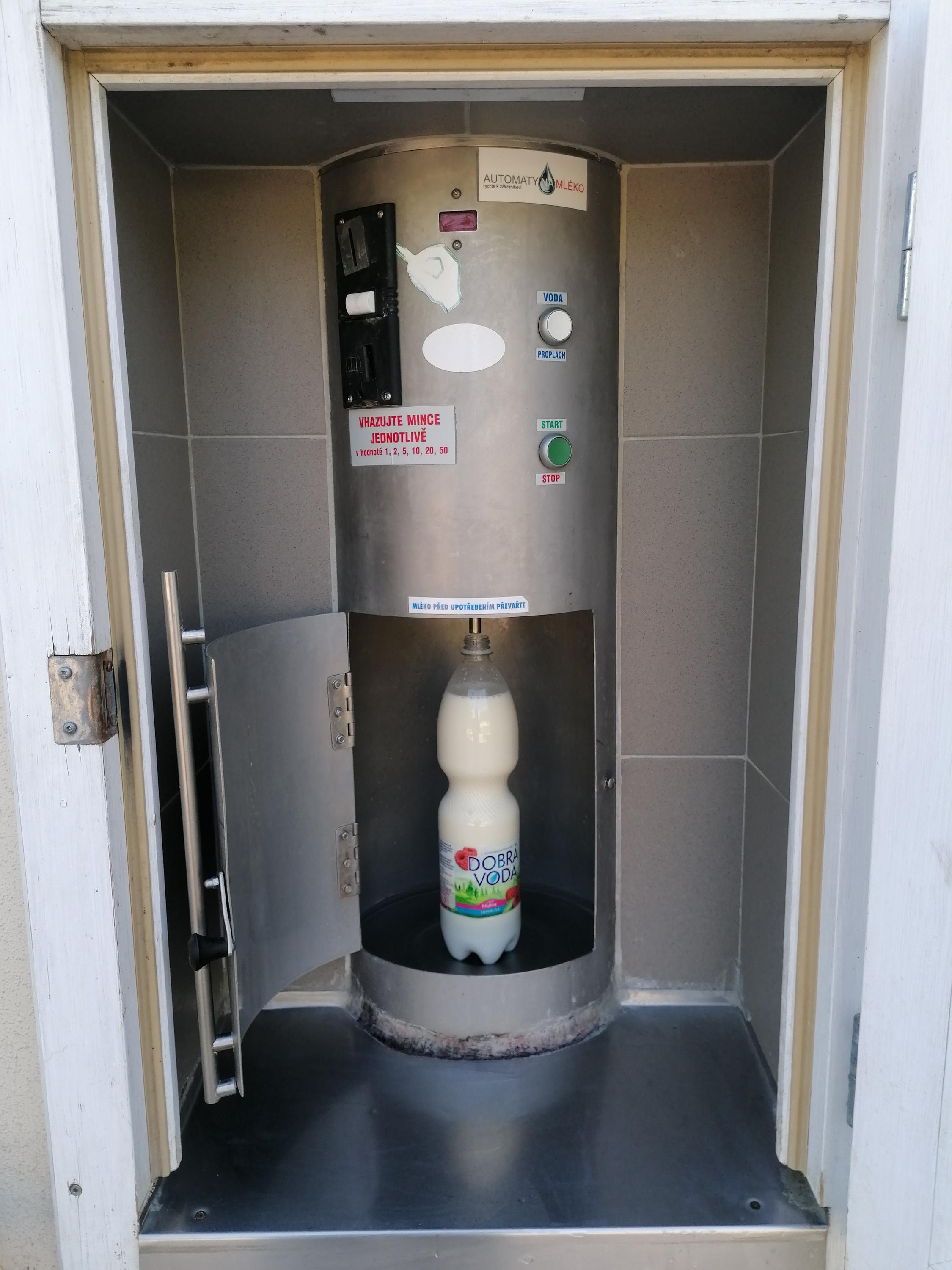 Farma Pavel Sotona - Mlékomat foto 2