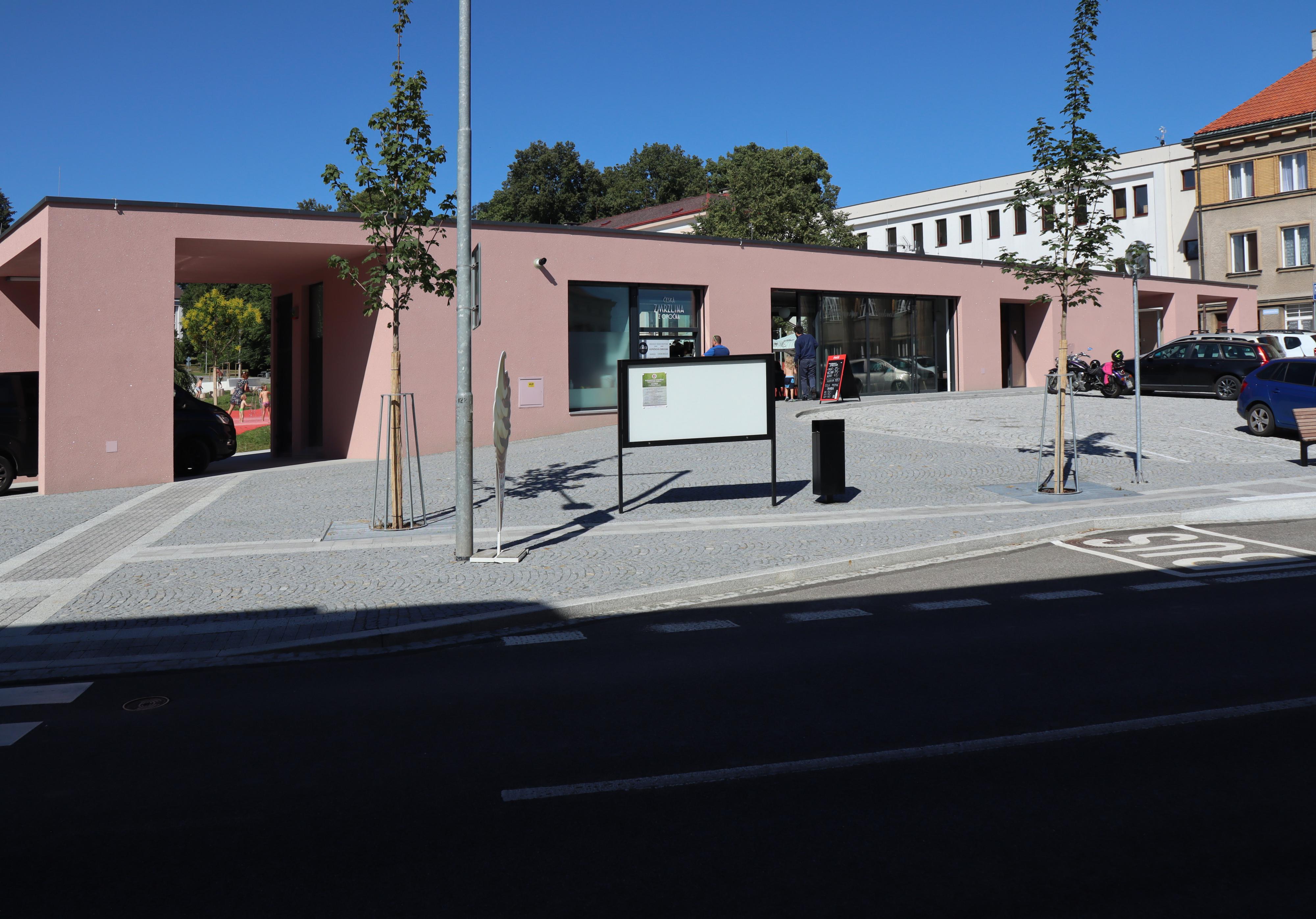 Kavárna Červený Kostelec foto 4