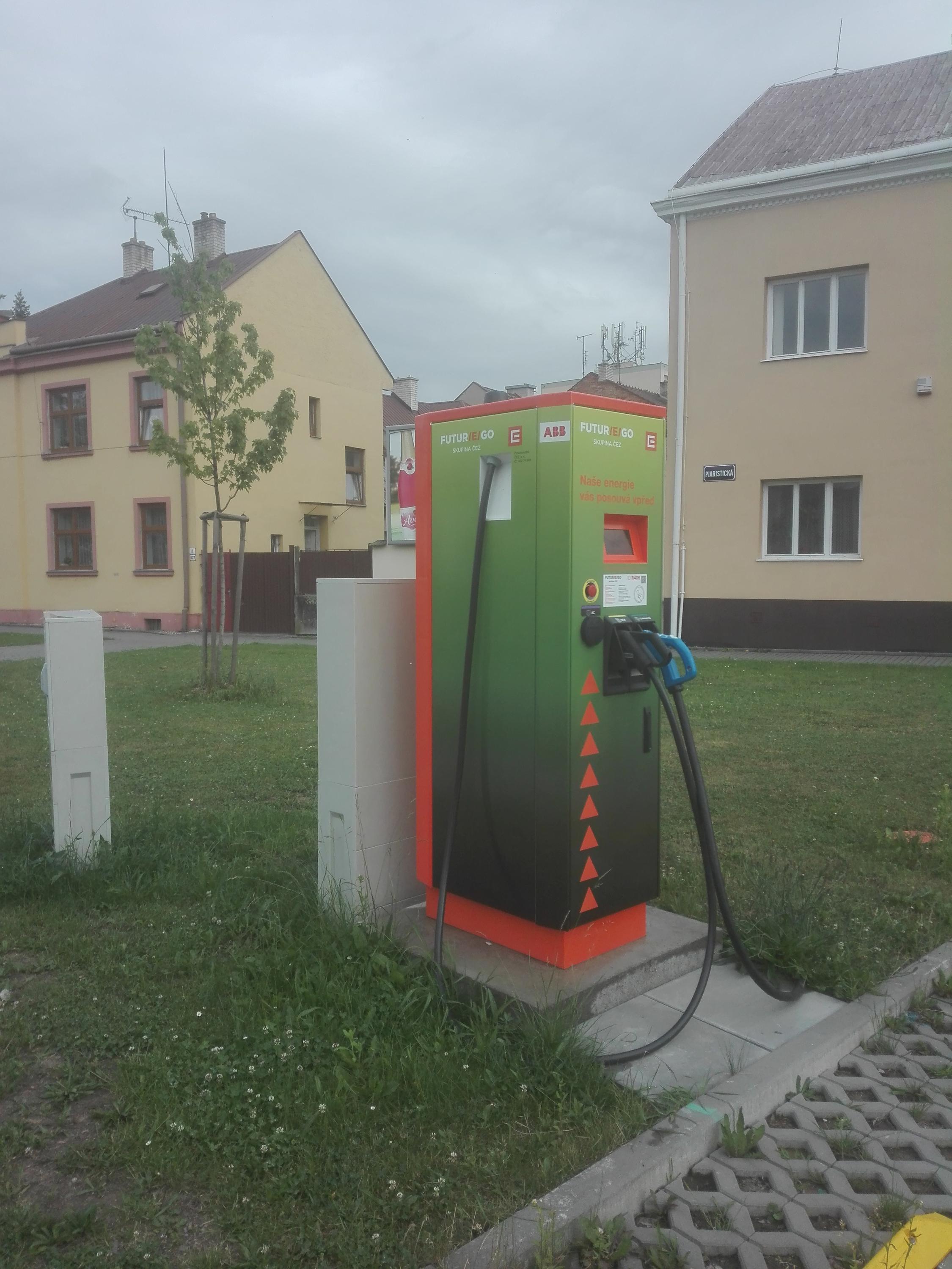 Nabíjecí stanice ČEZ foto 2