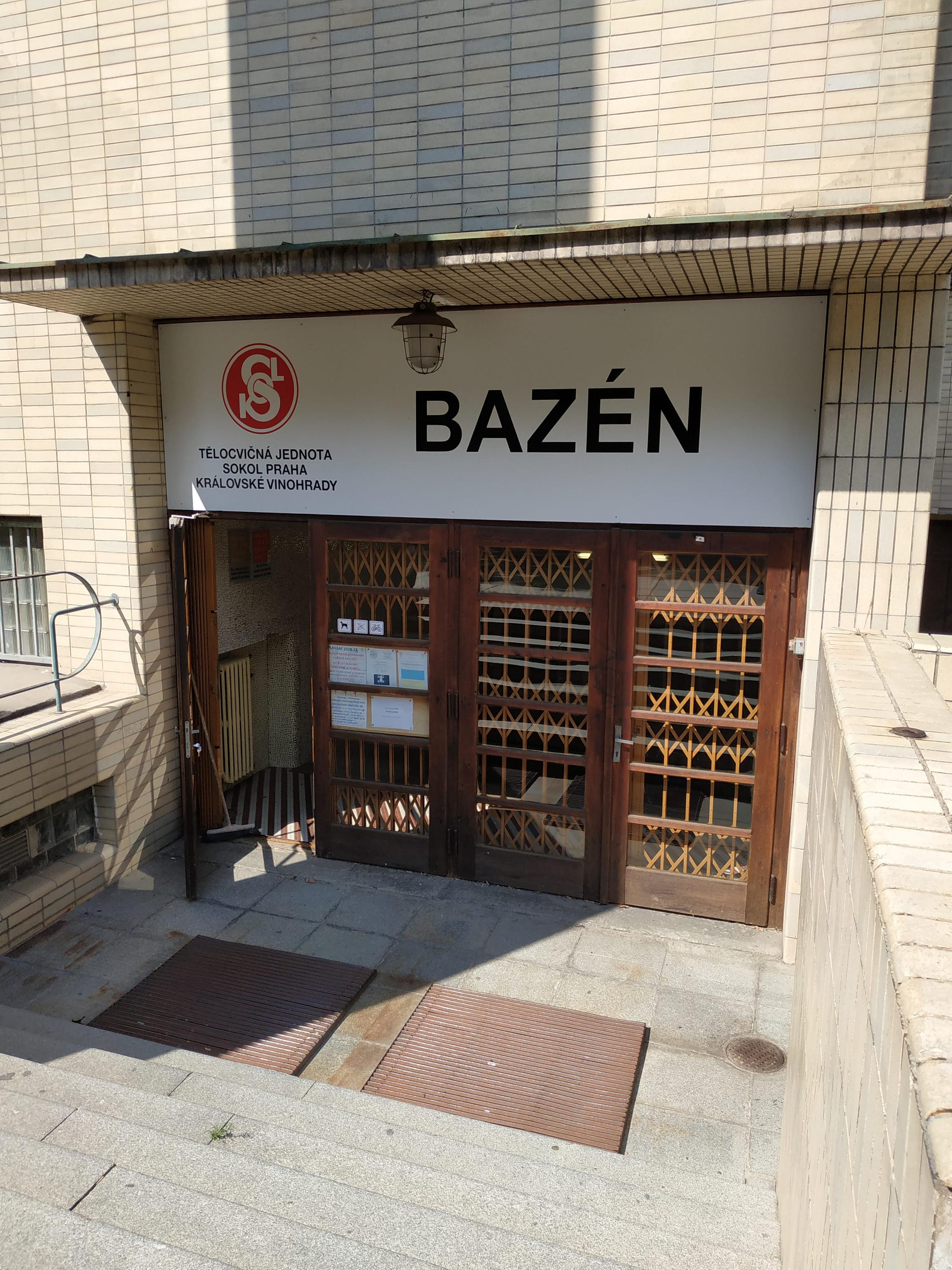 Bazén - Tělocvičná jednota Sokol Praha Královské Vinohrady foto 2
