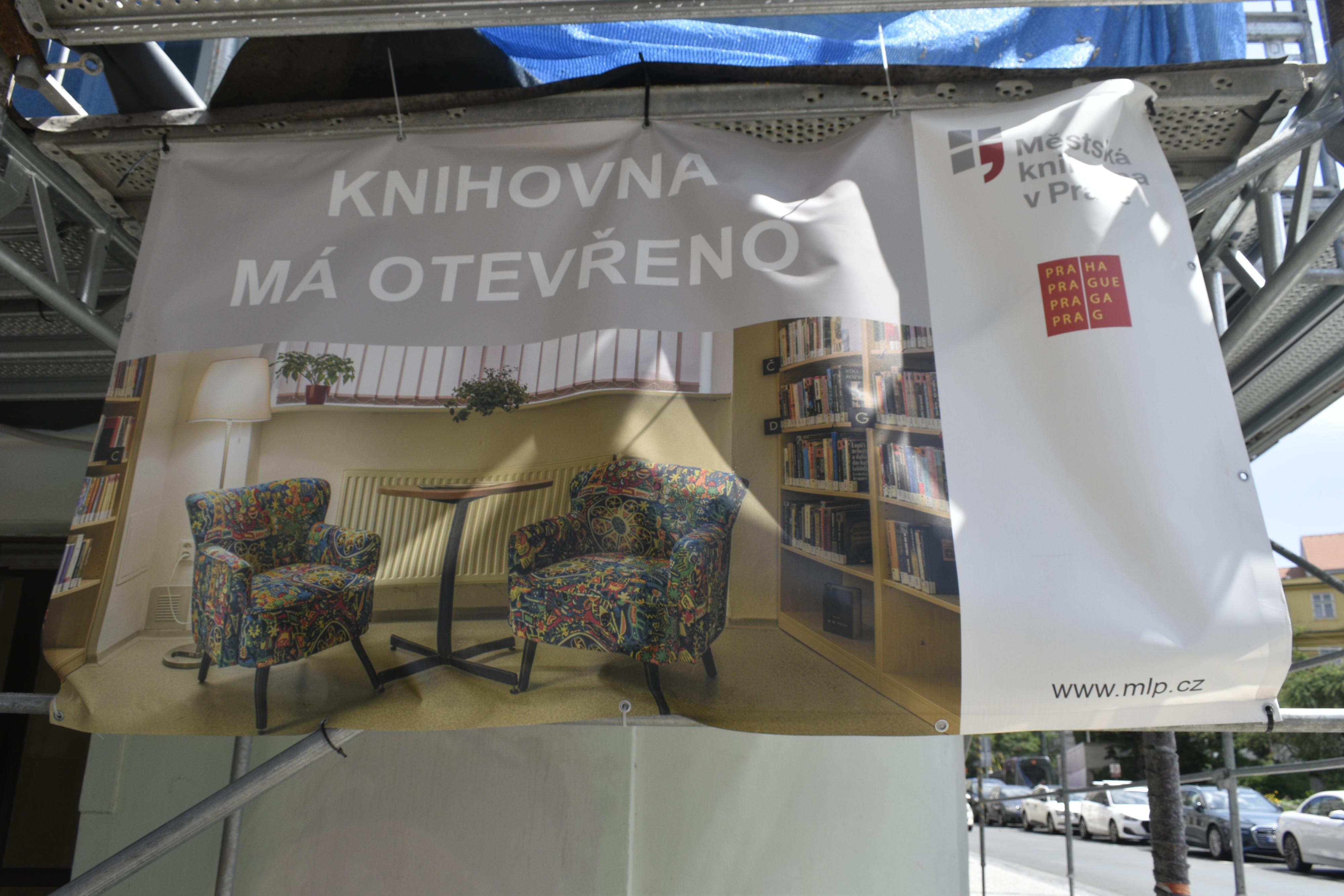 Městská knihovna v Praze - Dittrichova foto 2