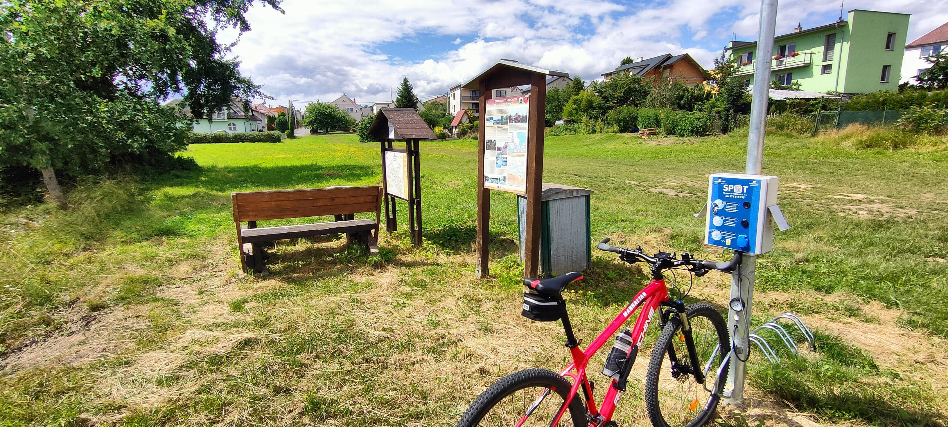 Multifunkční nabíjecí stanice Ludgeřovice foto 2