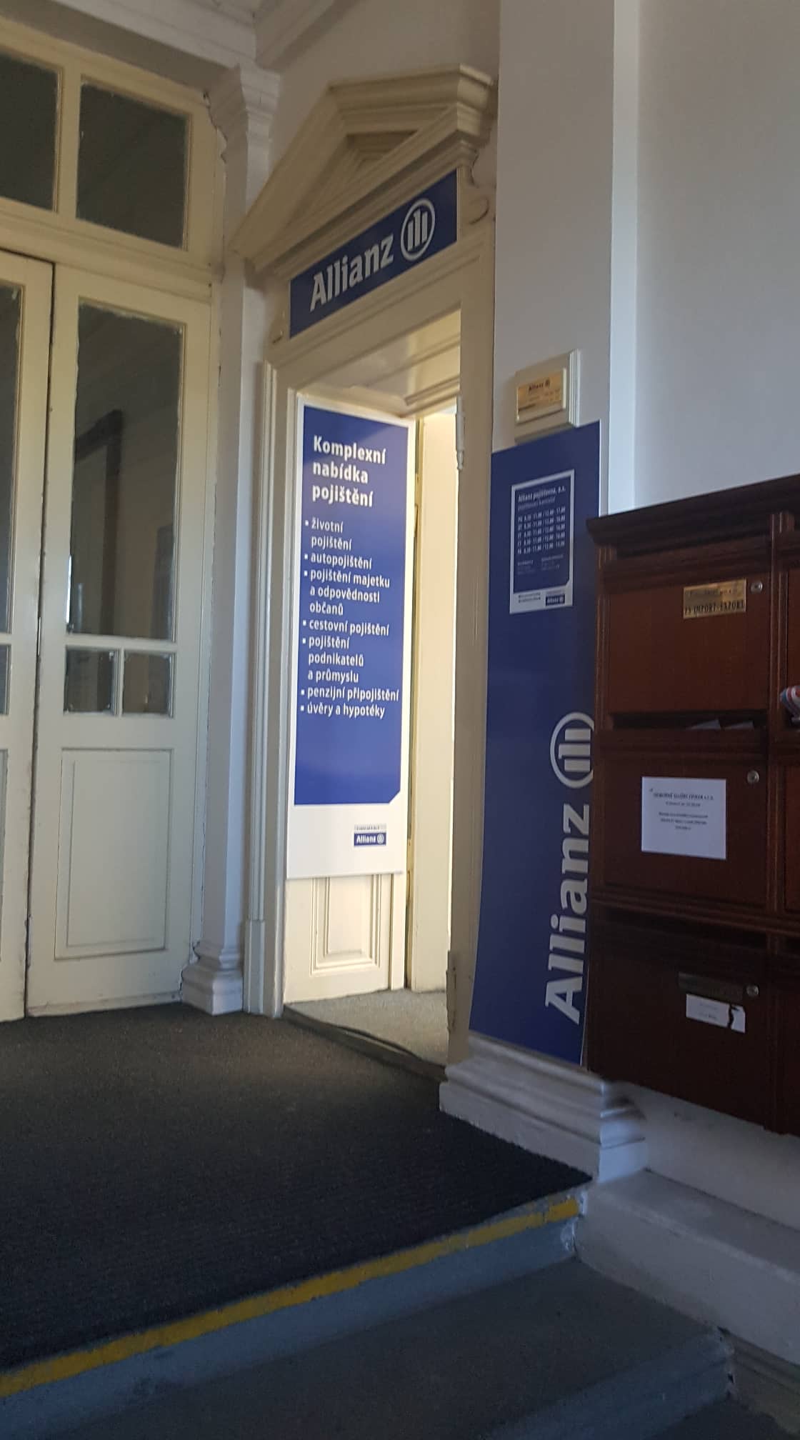 Allianz pojišťovna, a.s. Hrbáčová foto 2