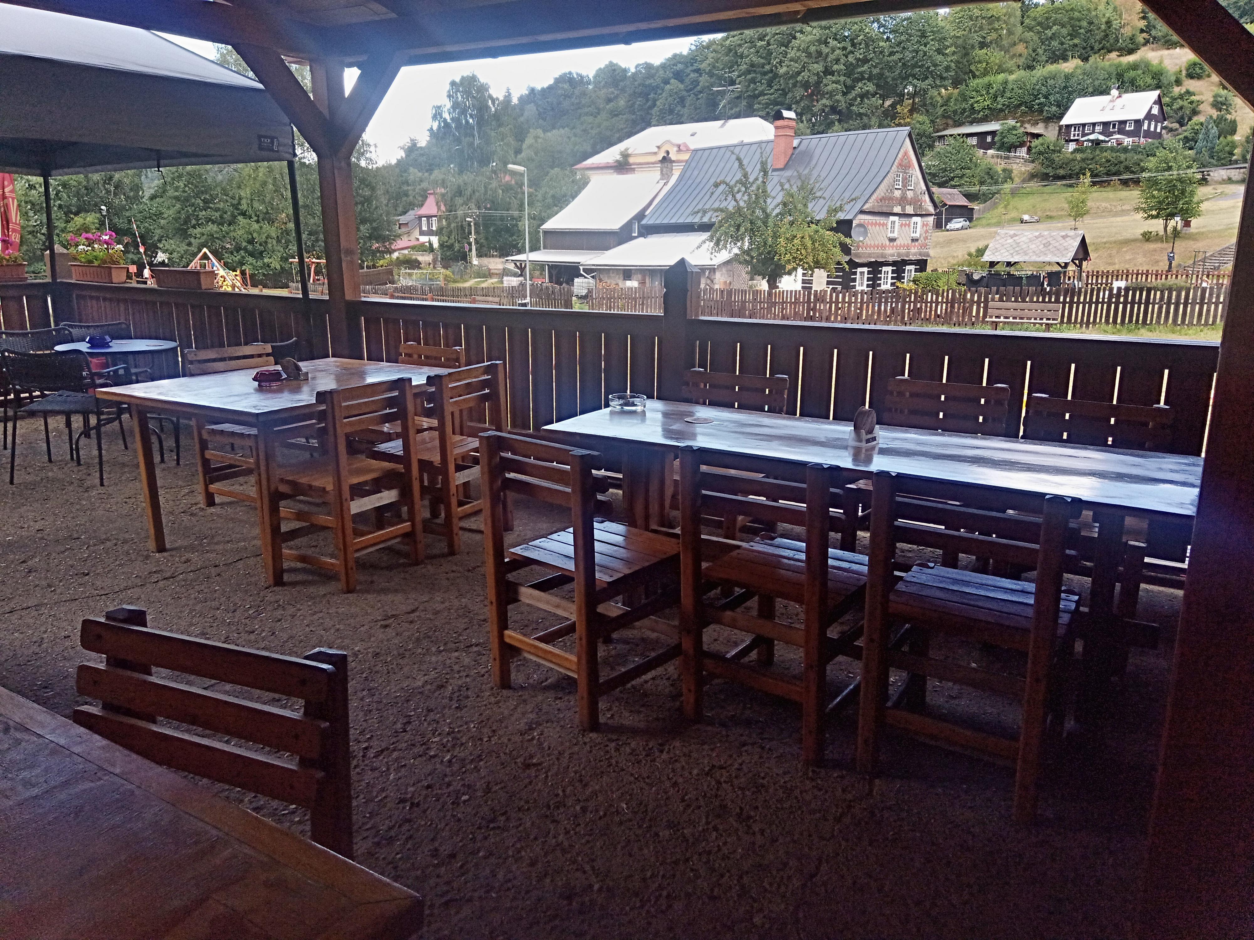 Kiosek u požární nádrže foto 4