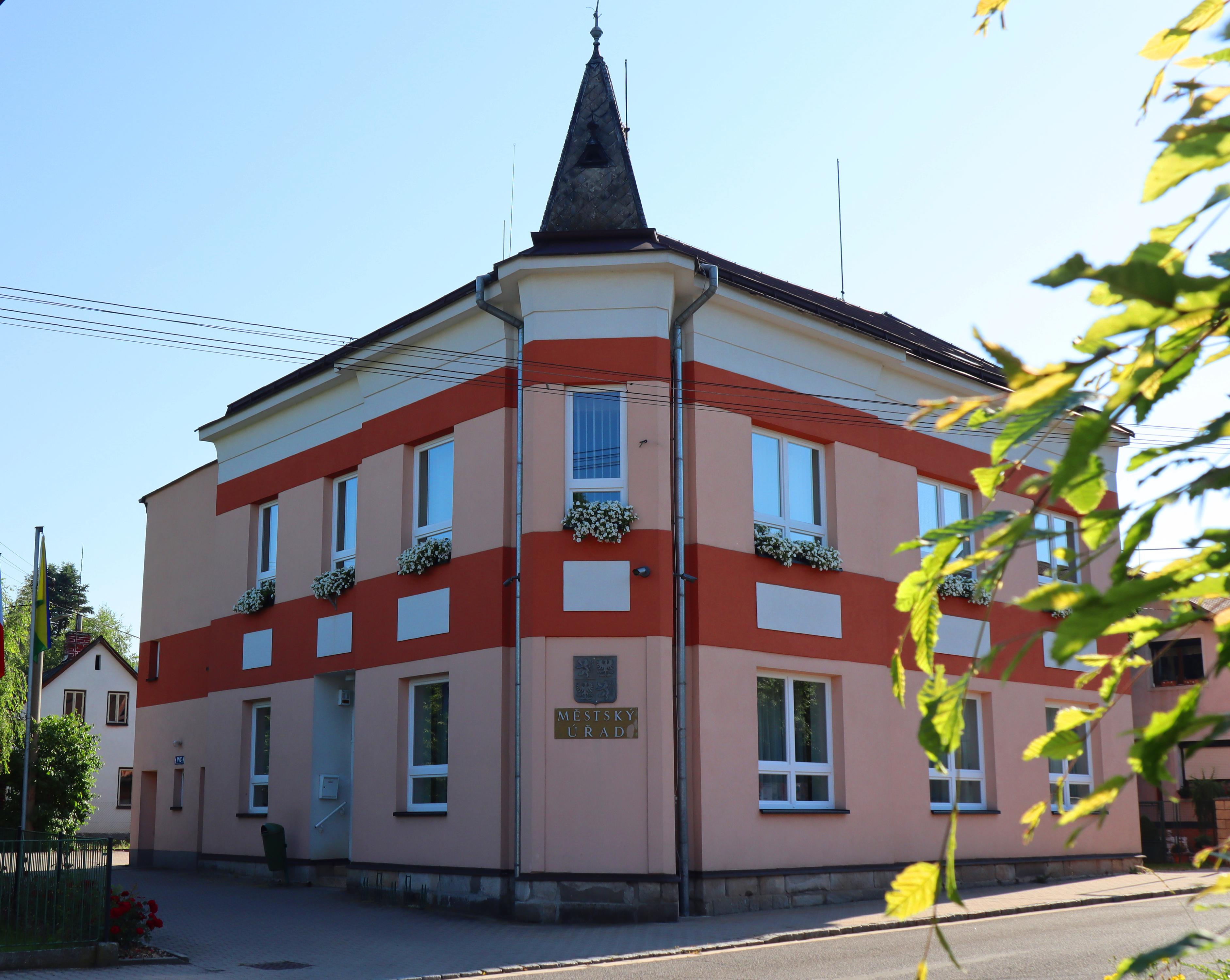 Rtyně v Podkrkonoší - městský úřad foto 4