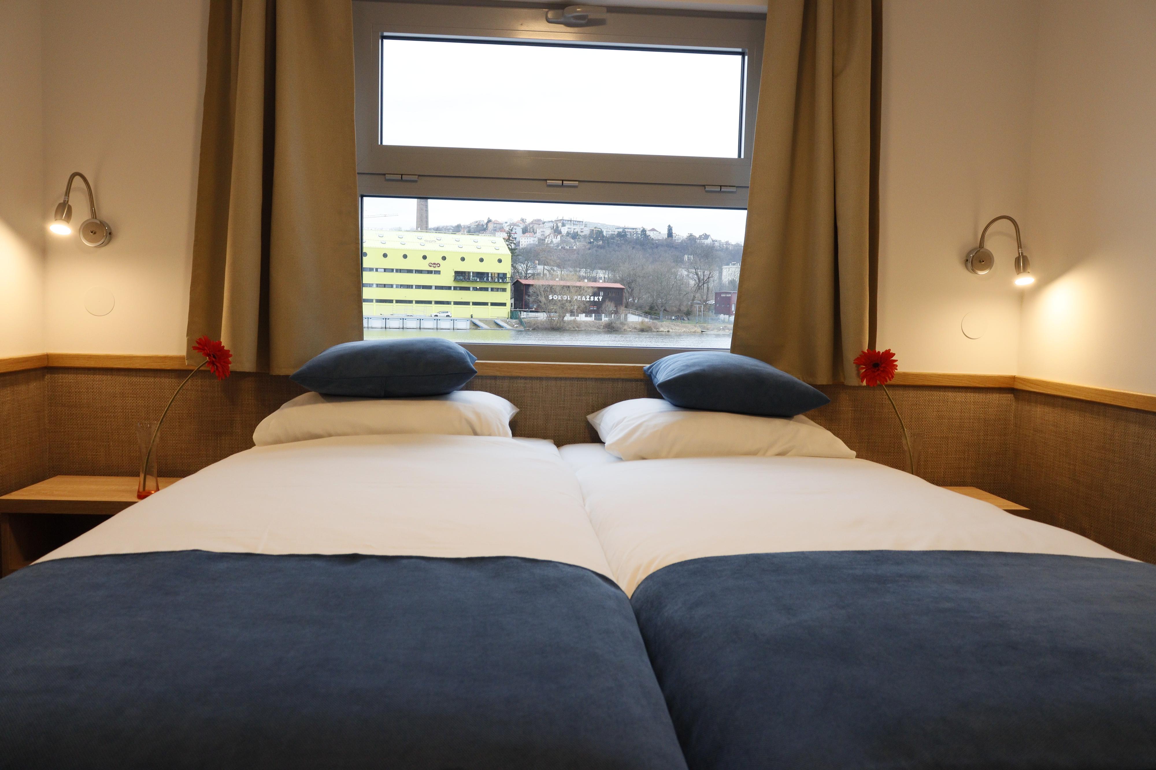 Botel Racek foto 2