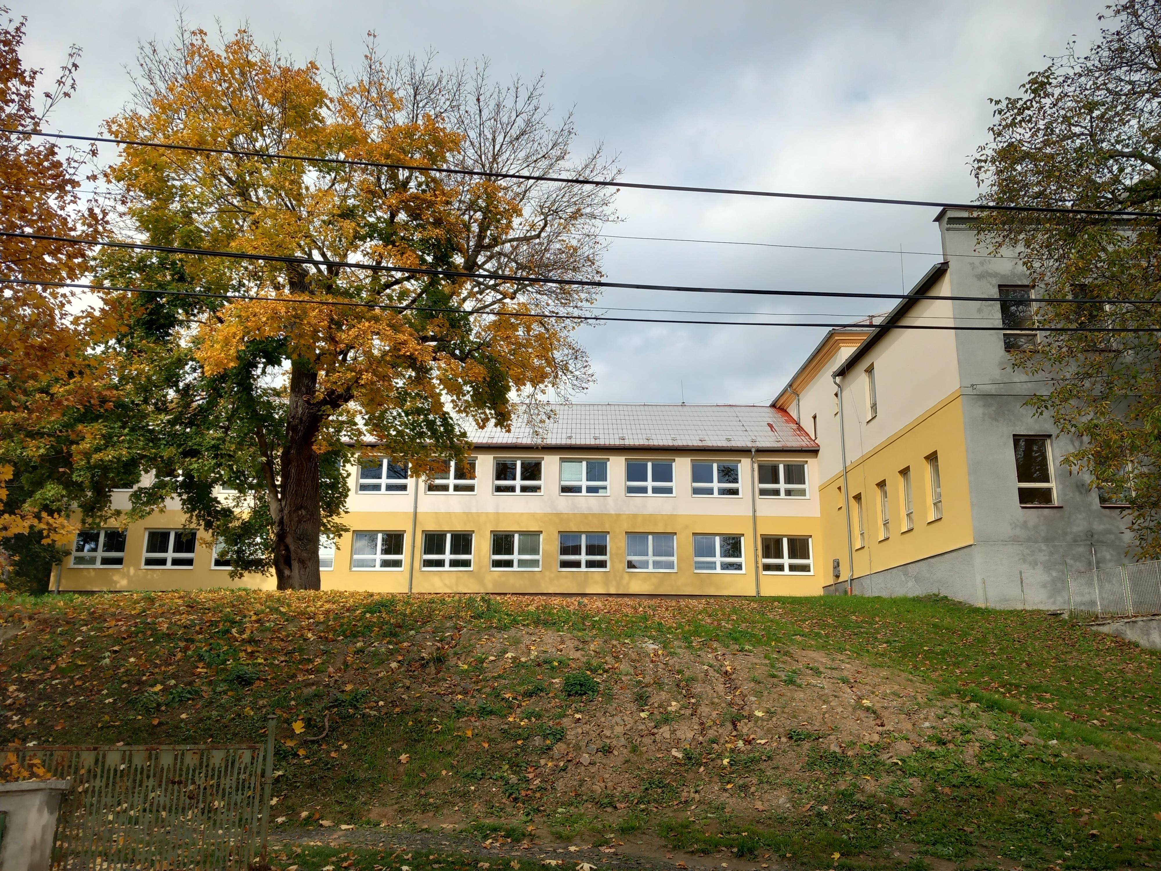 ZŠ a MŠ Slabce foto 2
