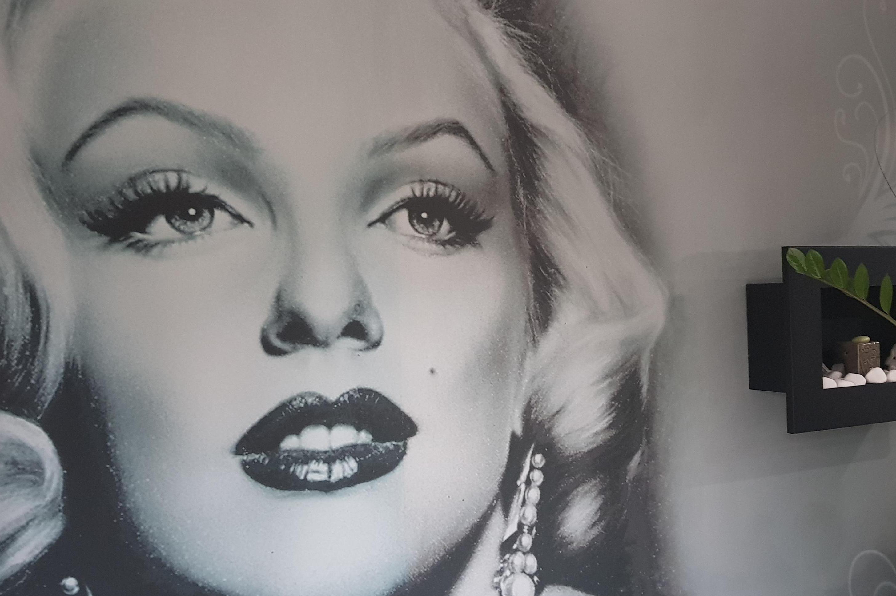 RETRO kadeřnické a designové studio - Petra Hloušková foto 5