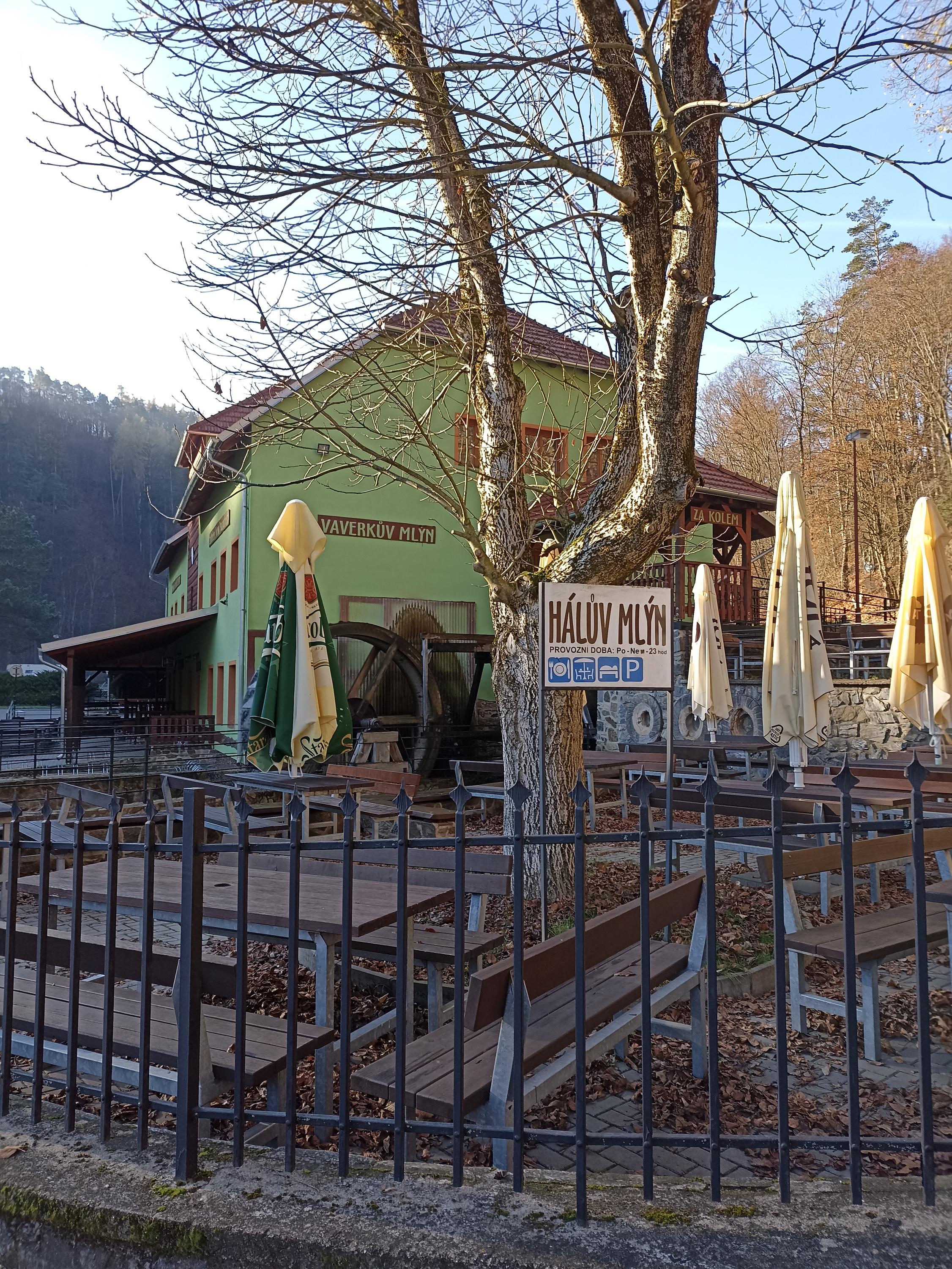 Restaurace Hálův mlýn foto 6