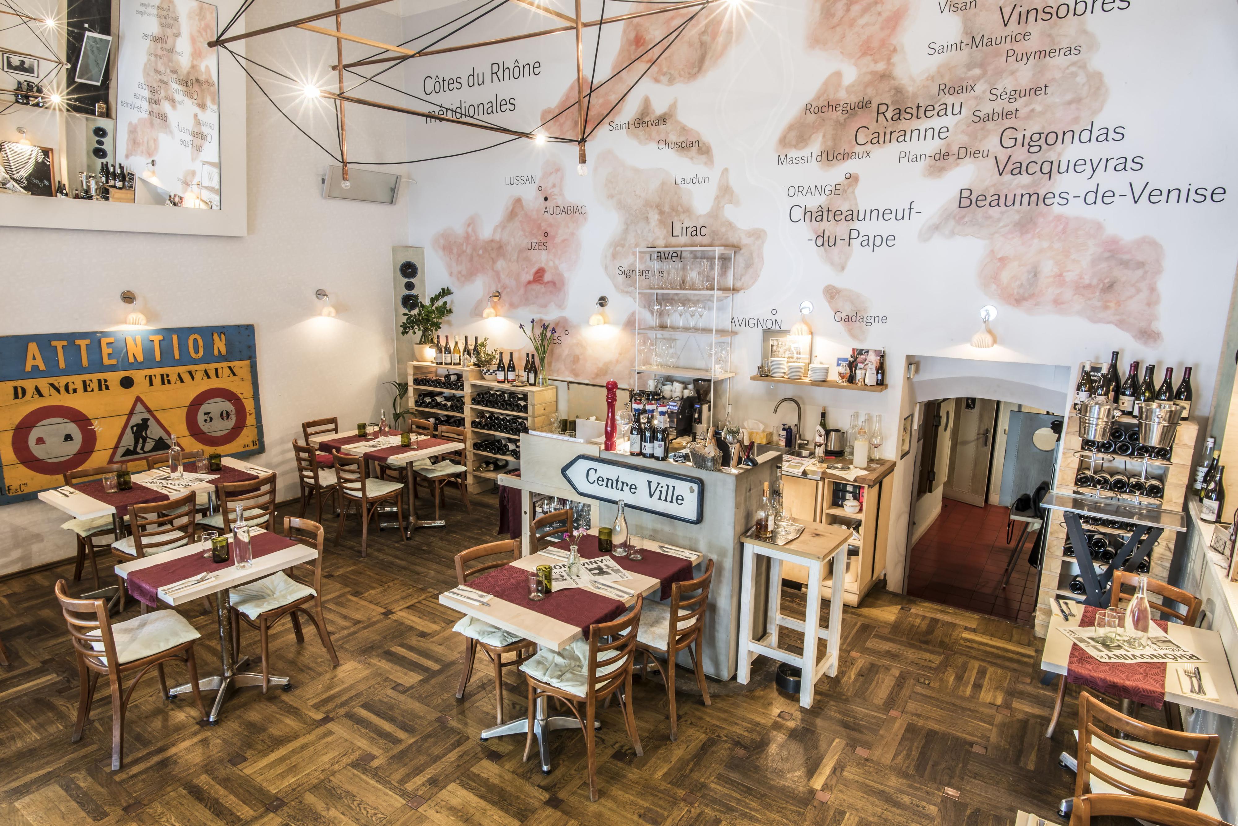 Bistro a vinárna Na břehu Rhôny