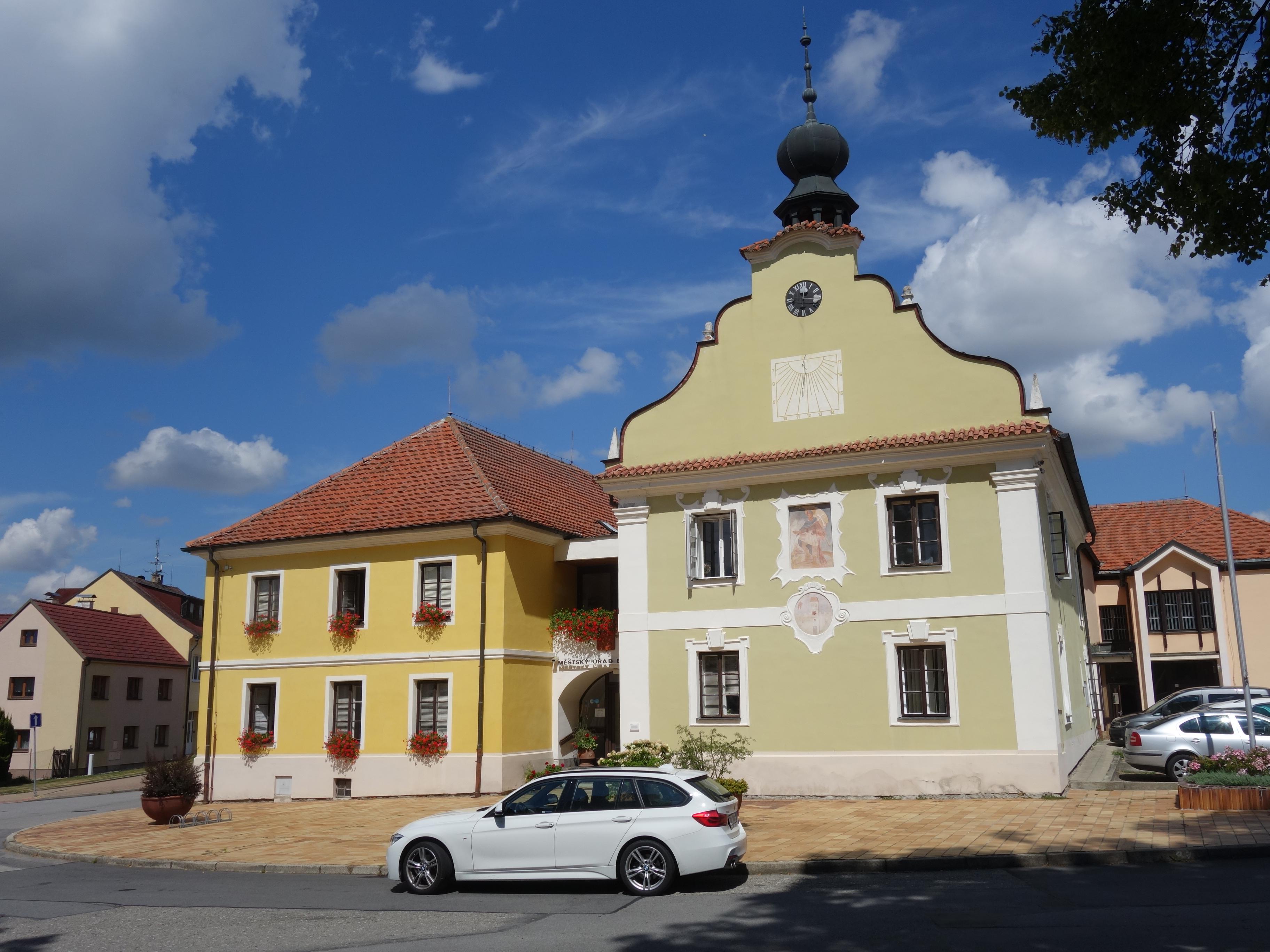 Borovany - městský úřad foto 6