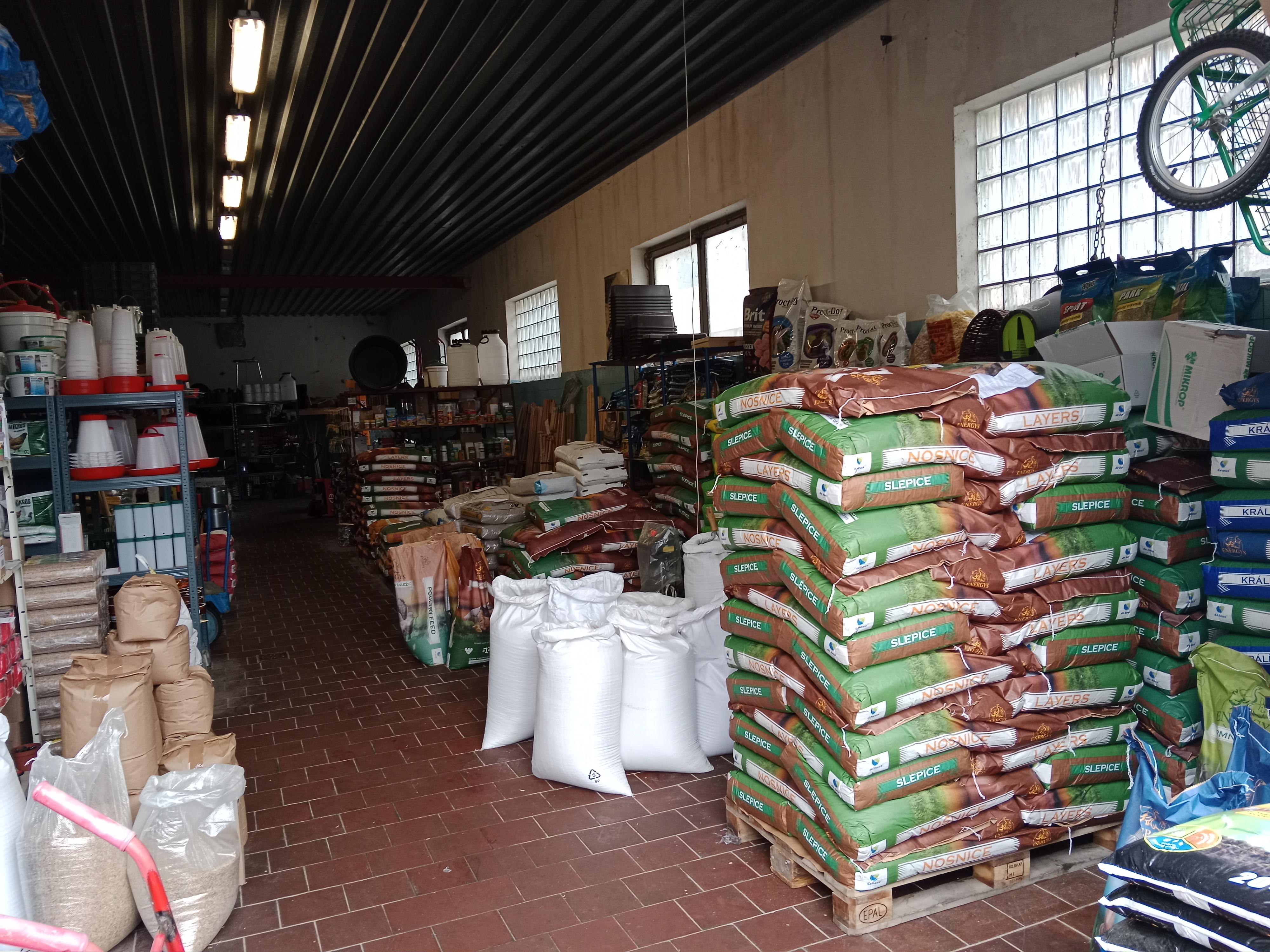 Prodej krmiv a hospodářských potřeb - Brunclík foto 2