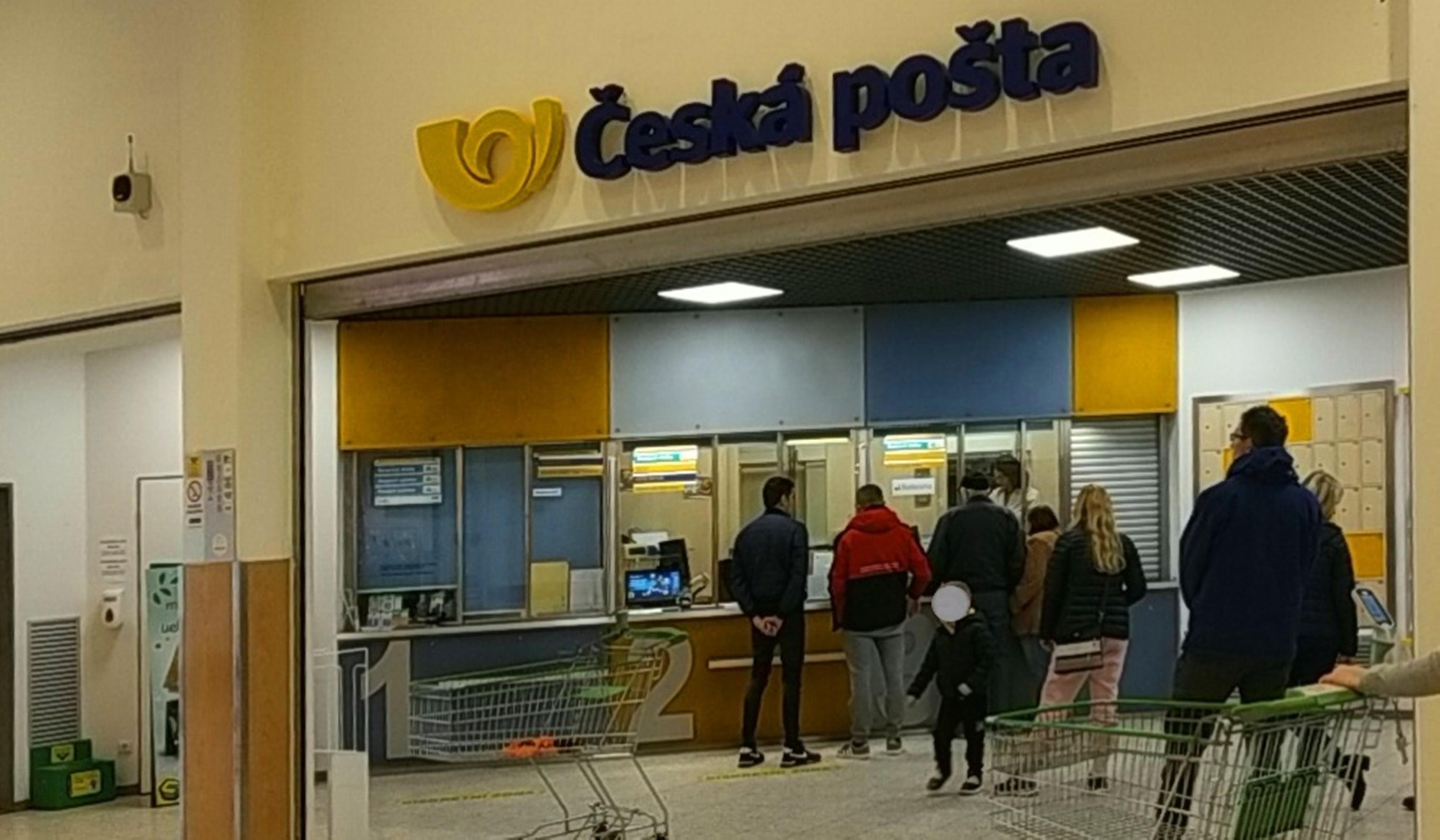 Pošta Pardubice 19 foto 2