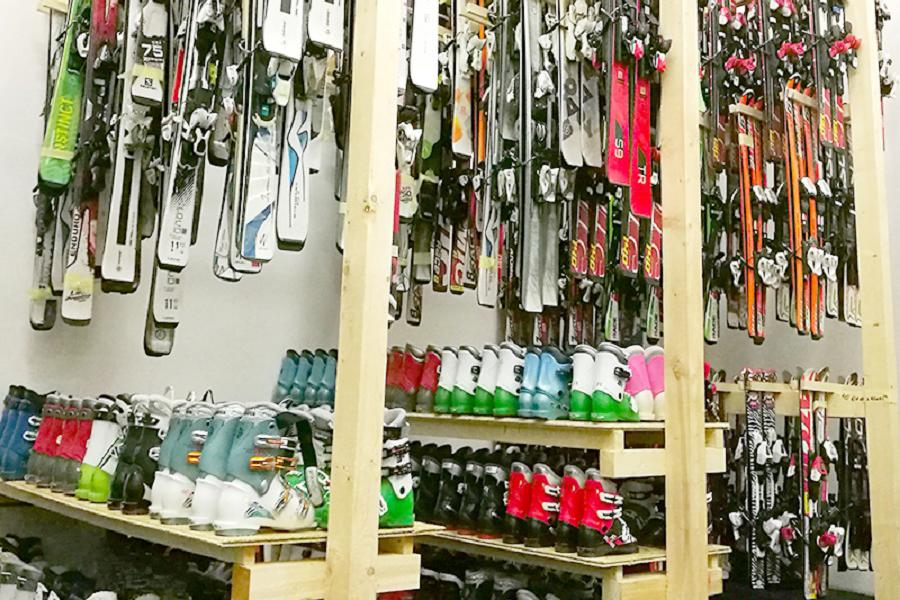 Kvalitní výbava na hory za minimální náklady