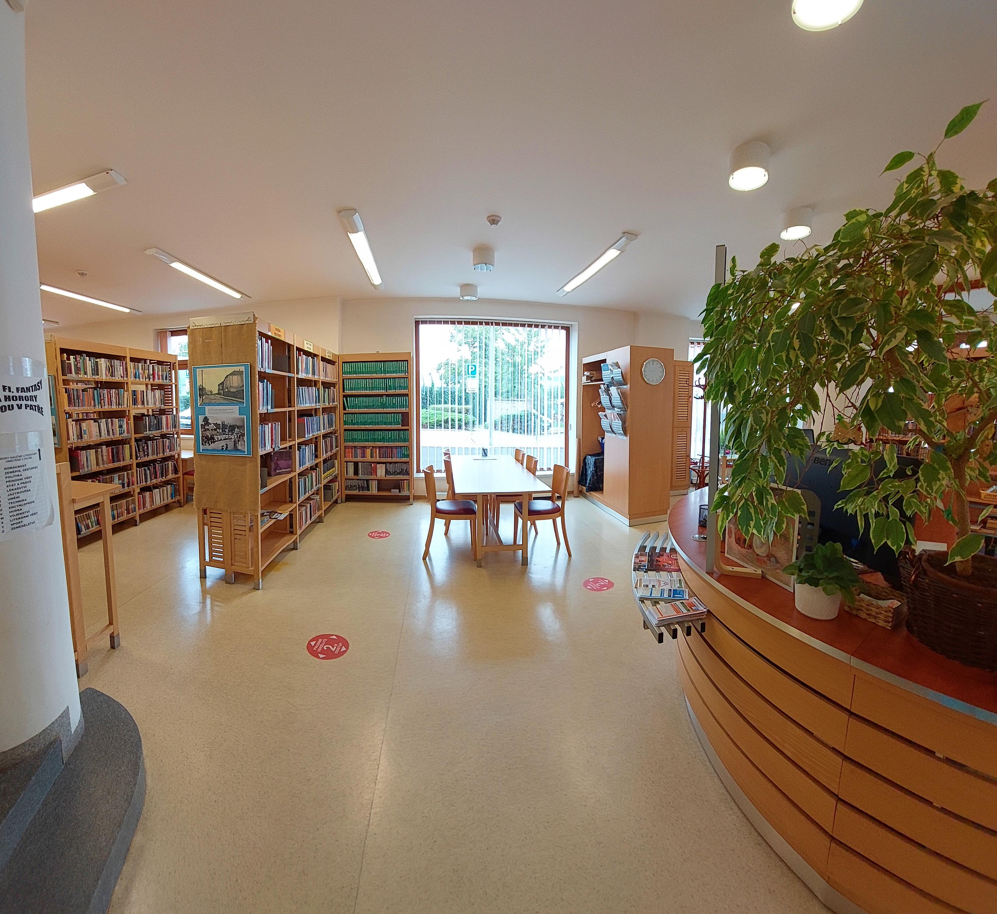 Husova knihovna v Modřanech foto 2