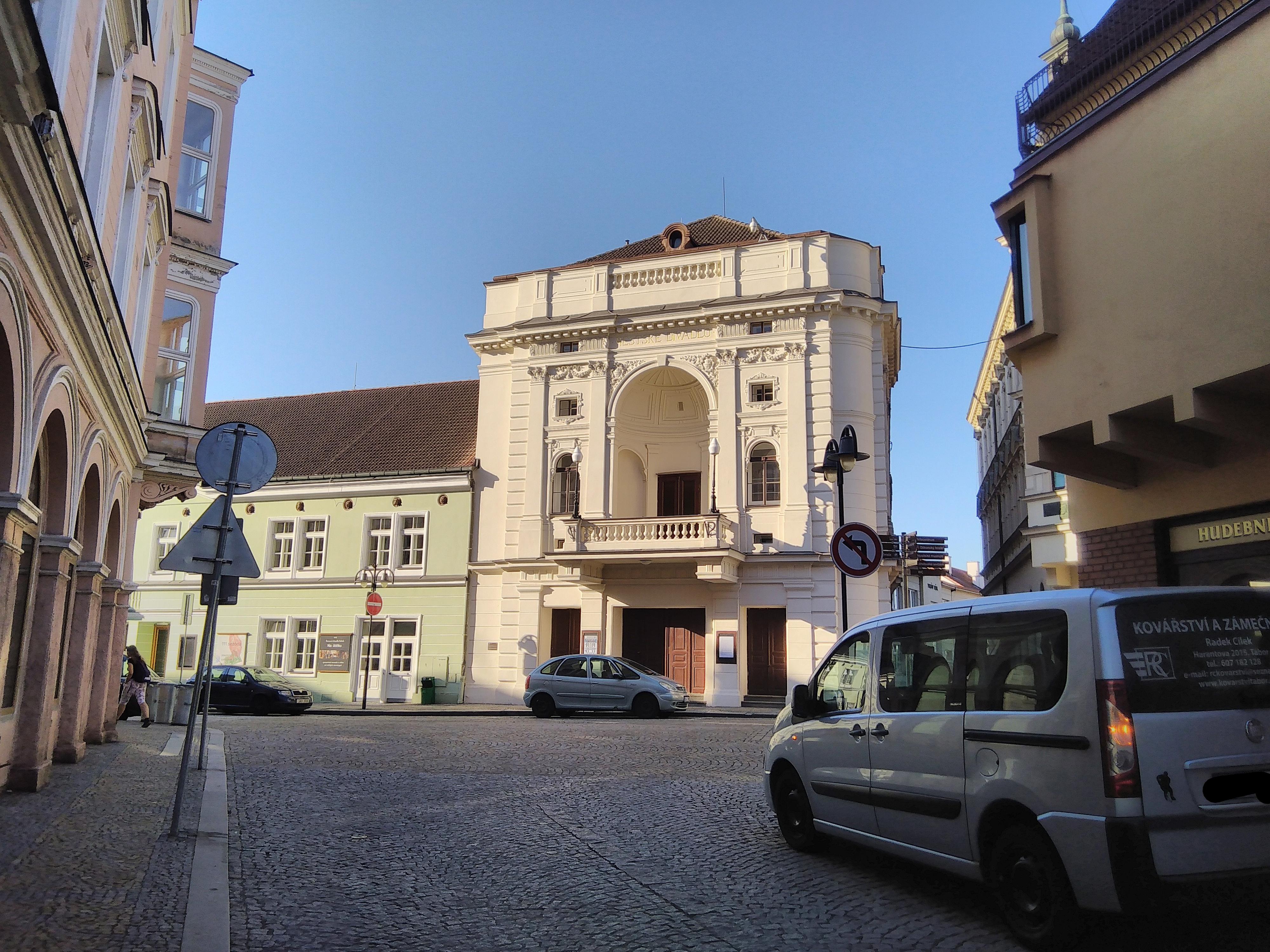 Divadlo Oskara Nedbala Tábor foto 5