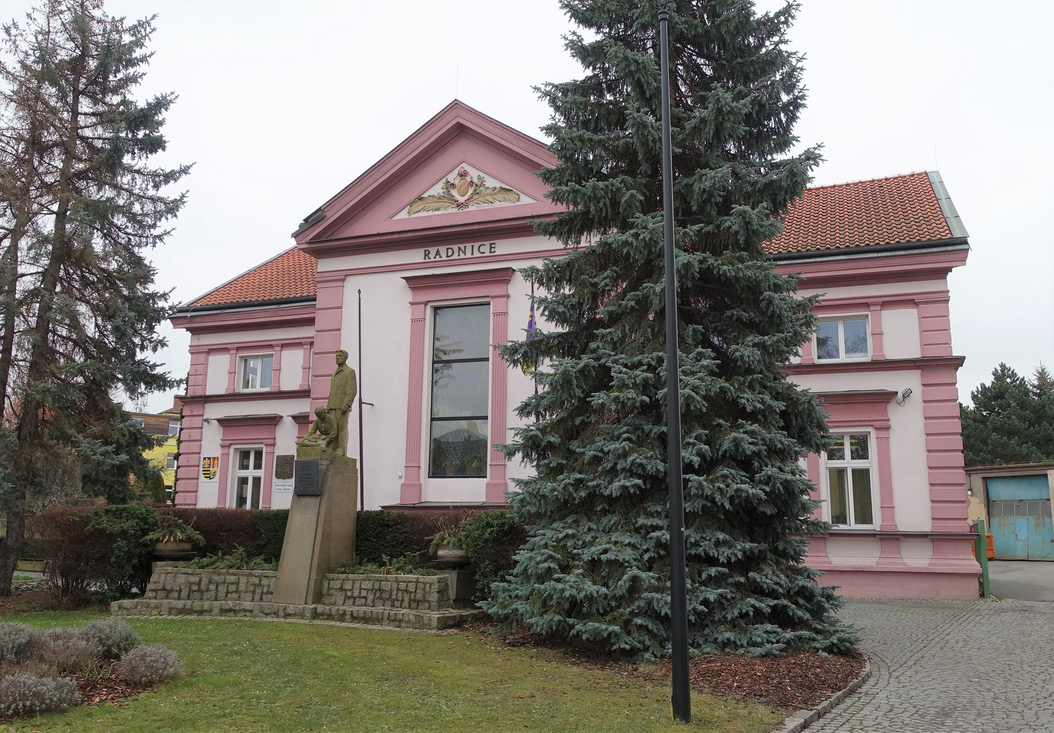 Úřad městské části Praha - Čakovice foto 3