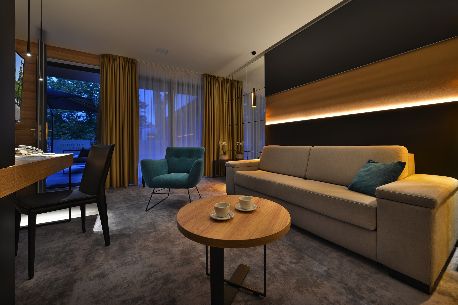 LOBBY BAR PREMIUM HOTEL**** foto 6