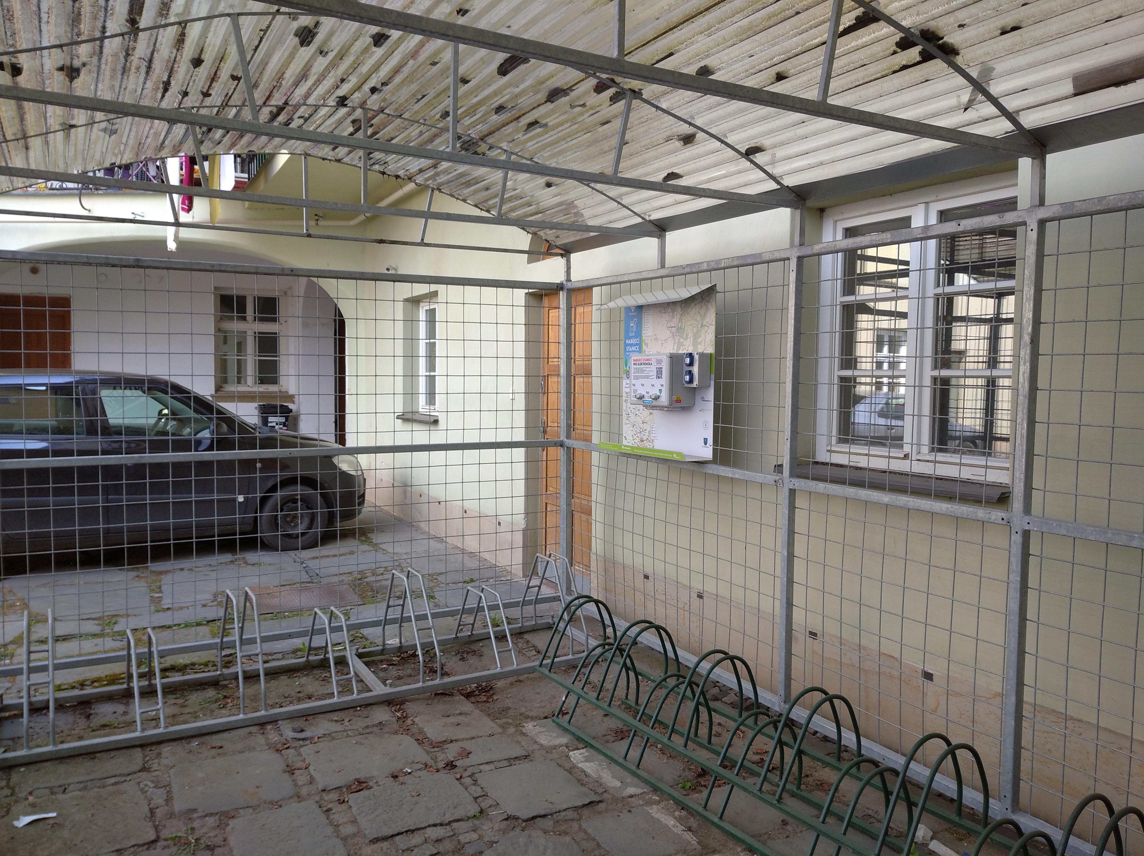 Nabíjecí stanice Informační centrum Šternberk foto 4