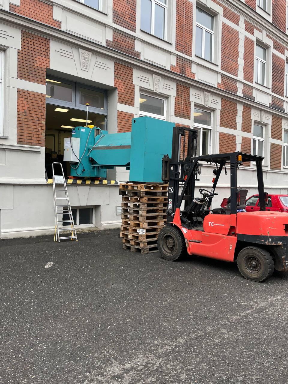 BM STROJE - Milan Bednařík - Výkup strojů foto 5